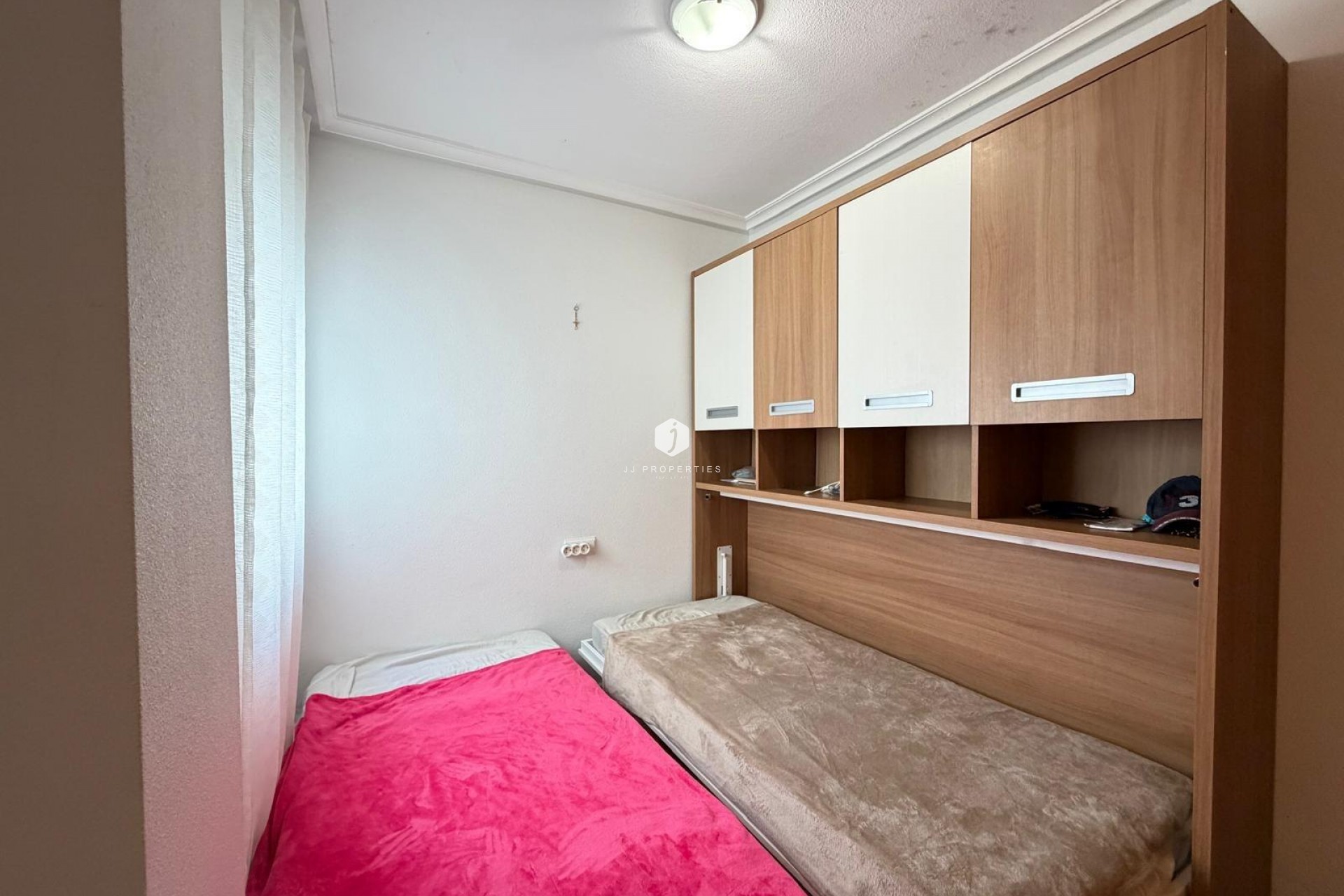 Resale - Apartment / flat -
Torrevieja - Playa del Cura