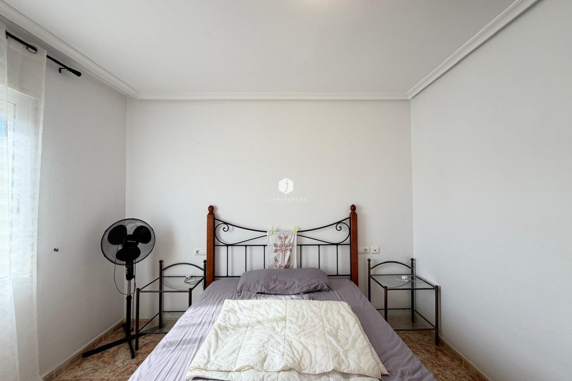 Resale - Apartment / flat -
Torrevieja - Playa del Cura