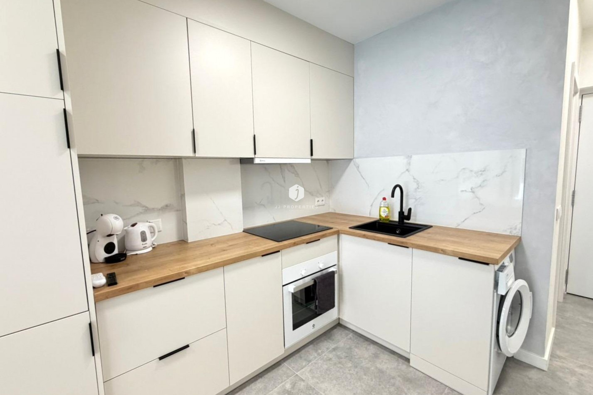 Resale - Apartment / flat -
Torrevieja - Playa del Cura