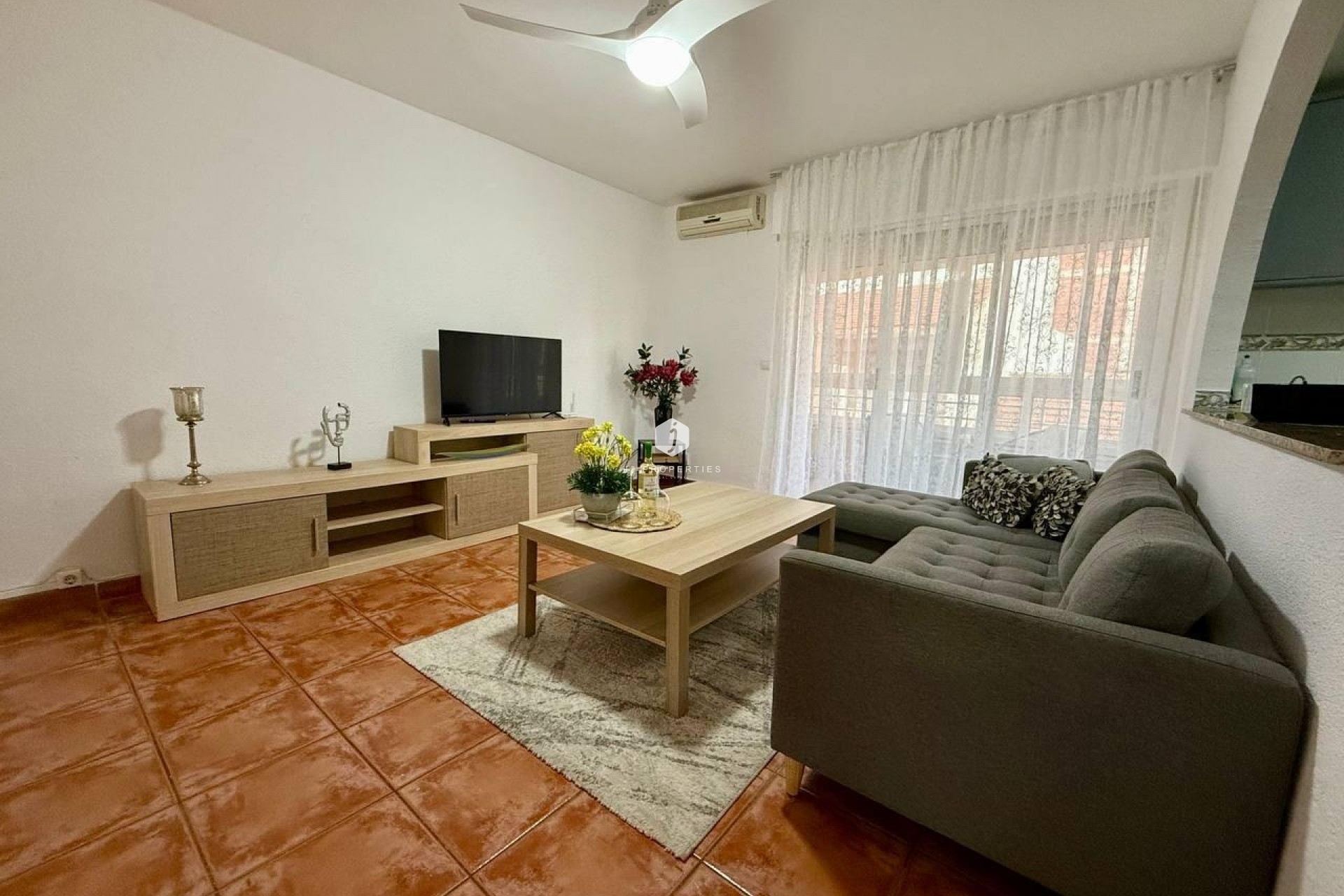 Resale - Apartment / flat -
Torrevieja - Playa del Cura