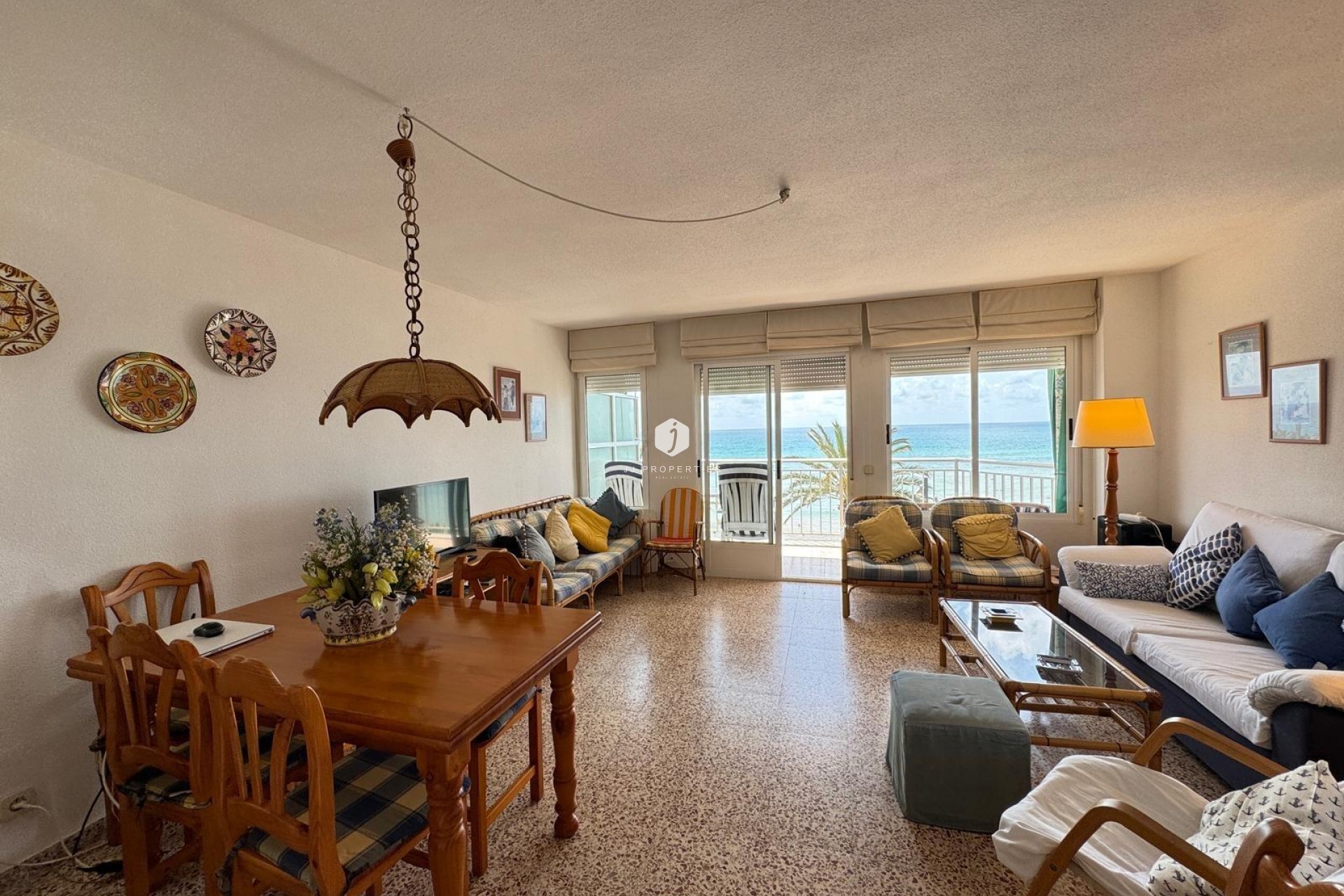 Resale - Apartment / flat -
Torrevieja - Playa del Cura