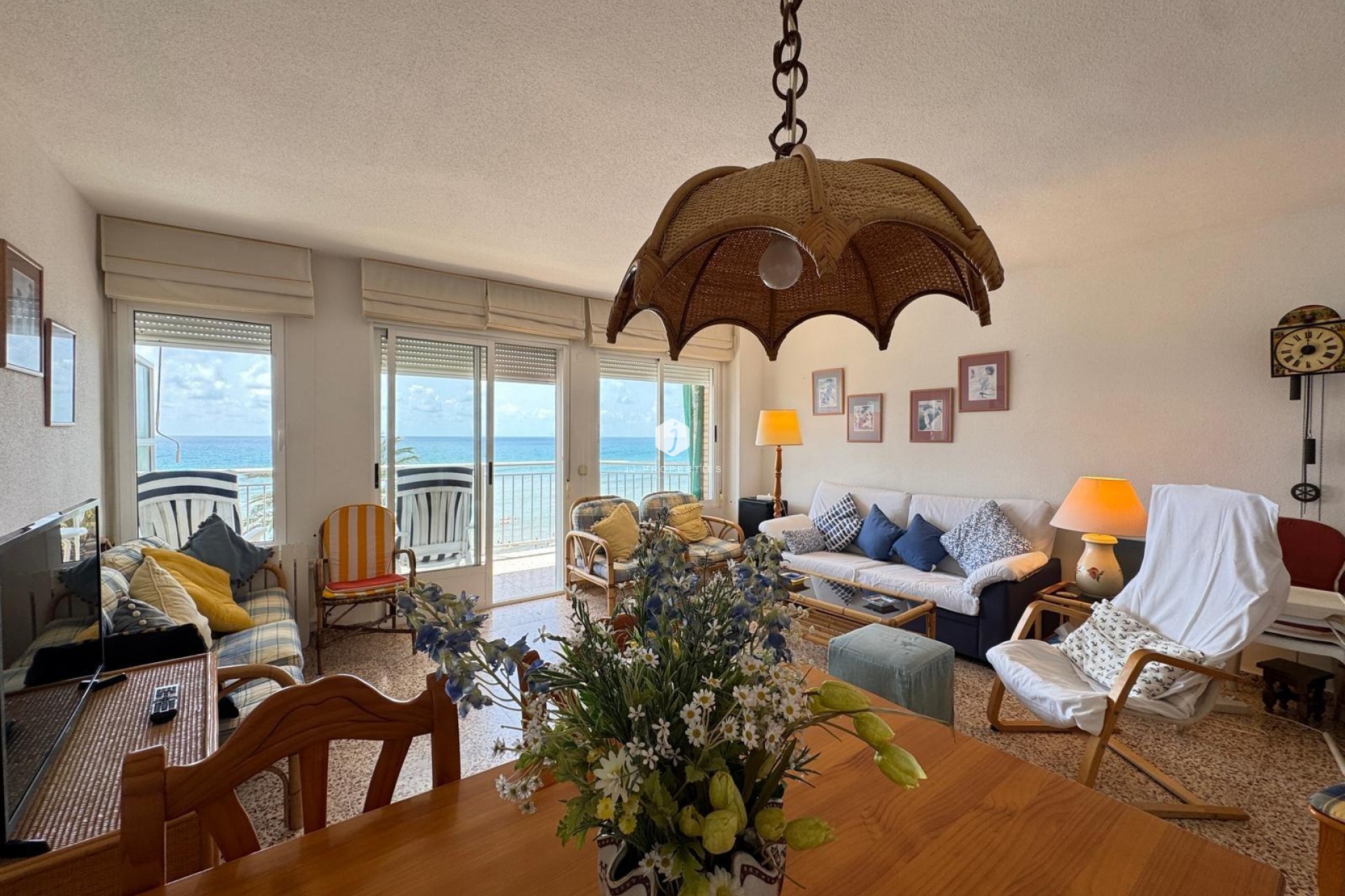 Resale - Apartment / flat -
Torrevieja - Playa del Cura