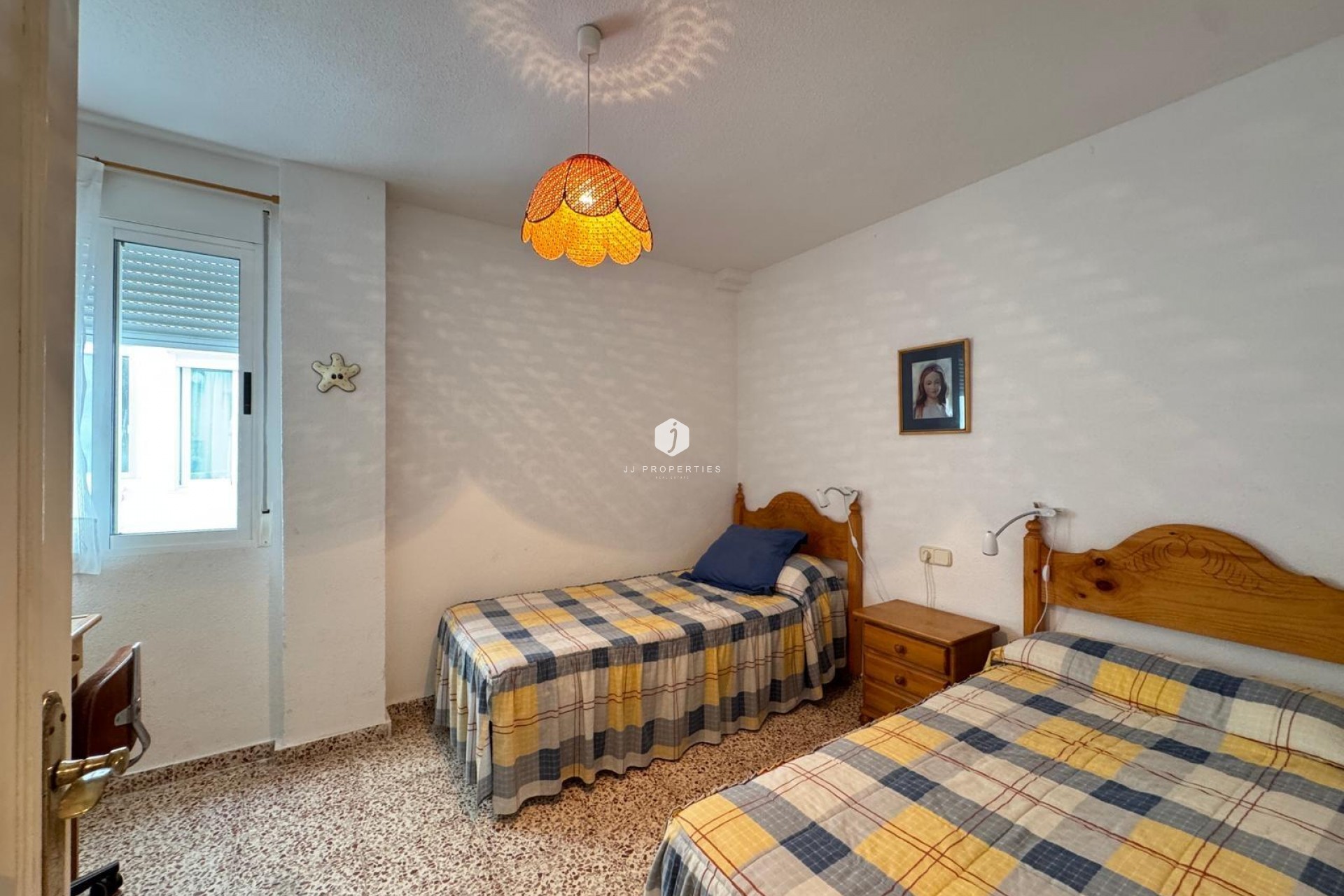 Resale - Apartment / flat -
Torrevieja - Playa del Cura