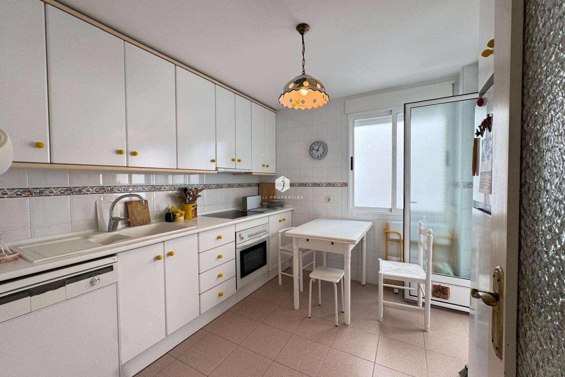Resale - Apartment / flat -
Torrevieja - Playa del Cura
