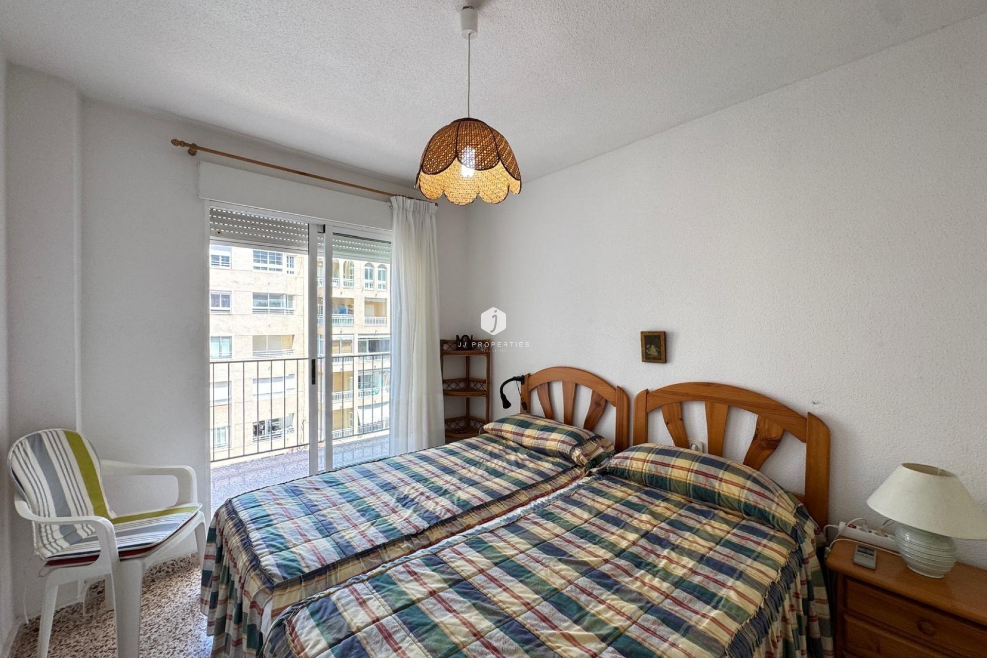 Resale - Apartment / flat -
Torrevieja - Playa del Cura