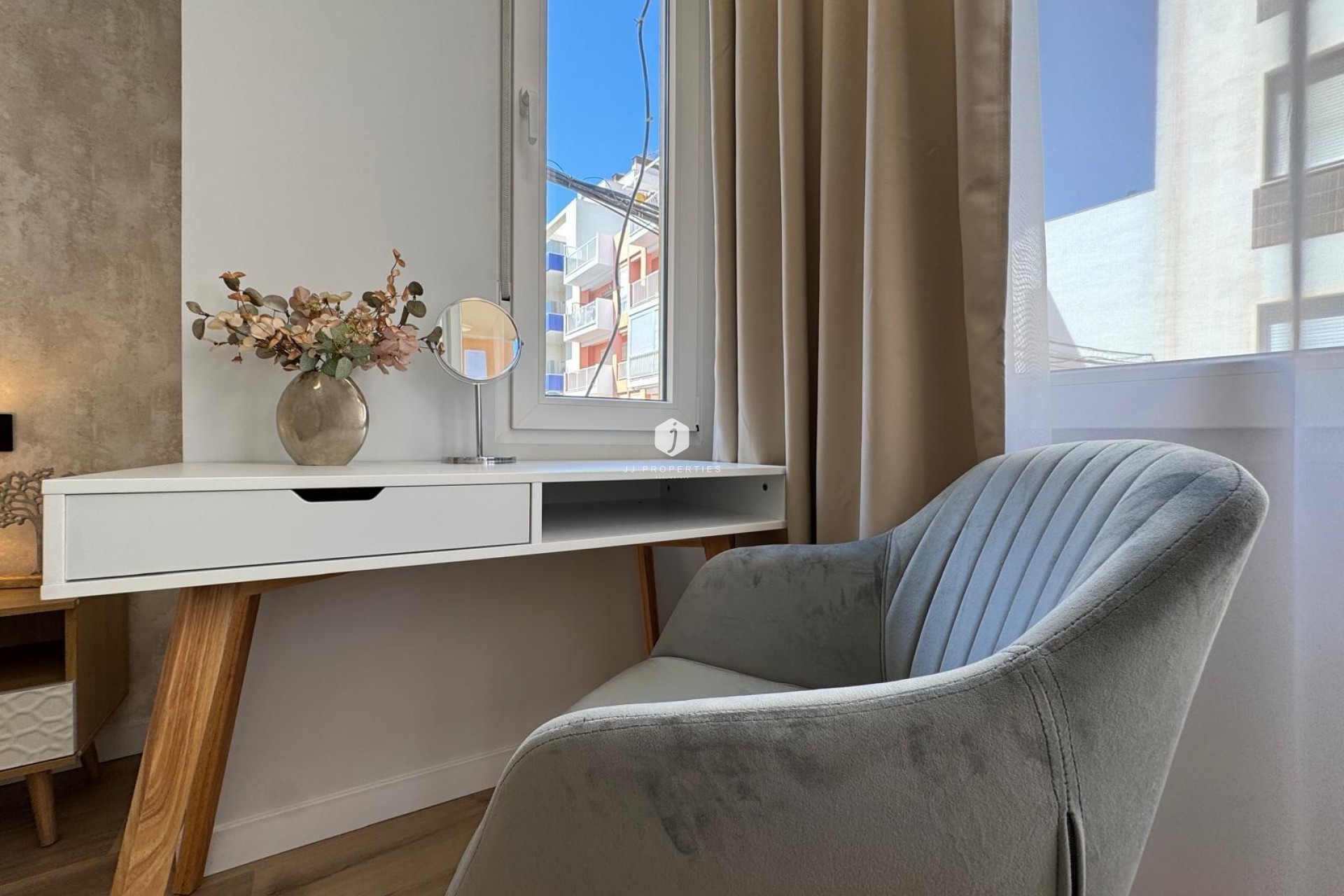 Resale - Apartment / flat -
Torrevieja - Playa del Cura