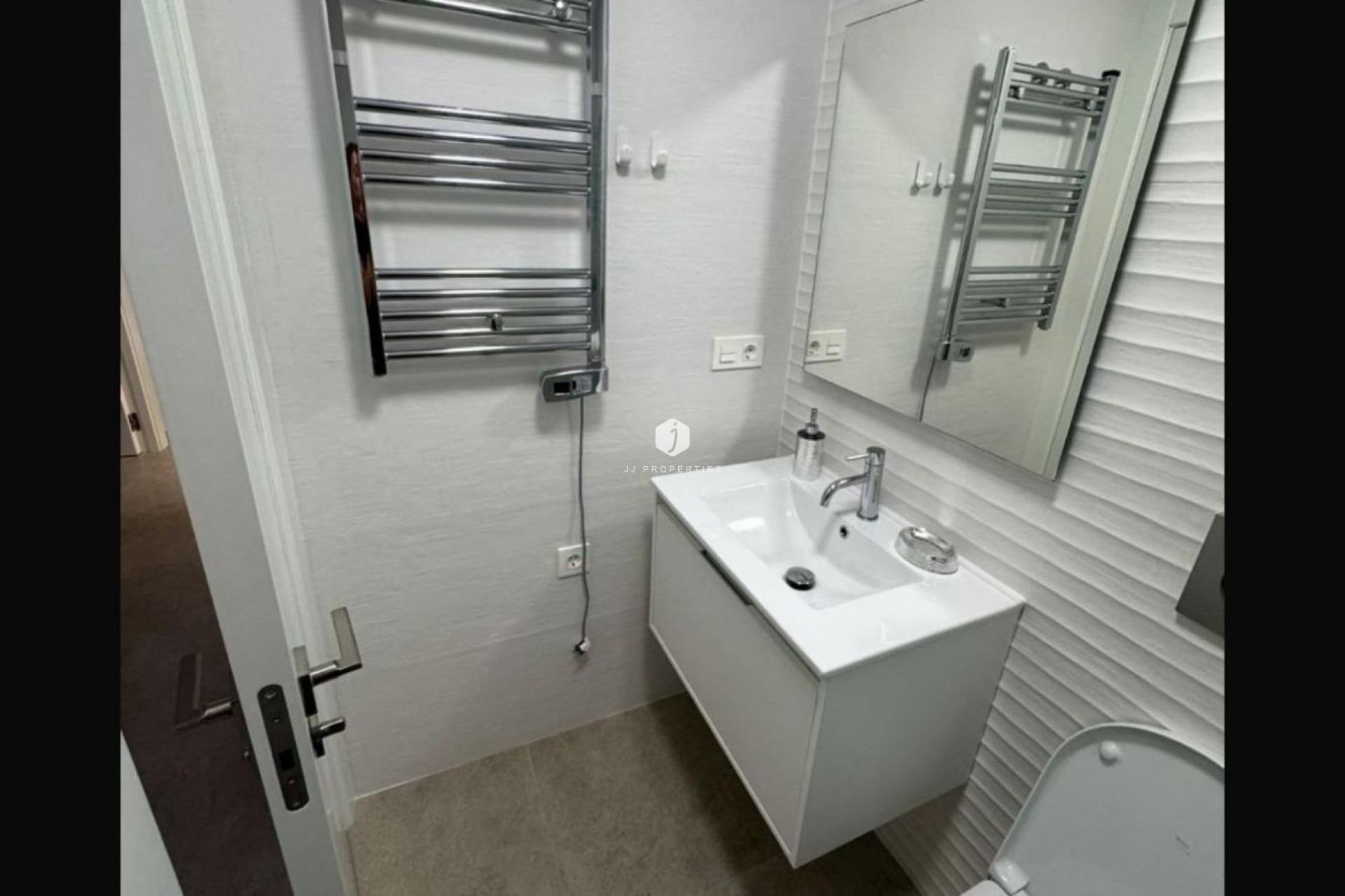 Resale - Apartment / flat -
Torrevieja - Playa del Cura