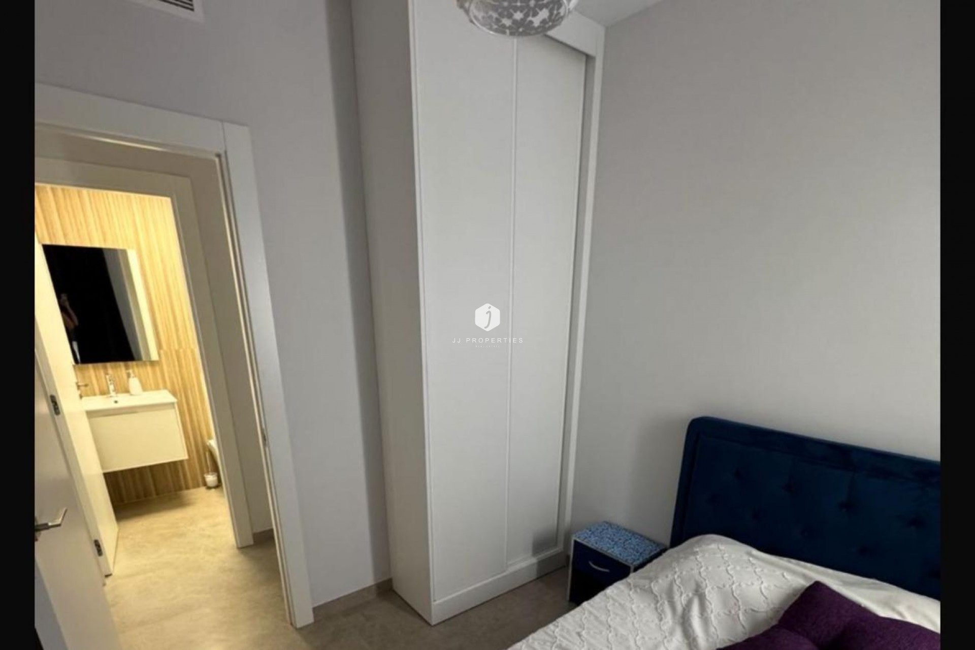 Resale - Apartment / flat -
Torrevieja - Playa del Cura