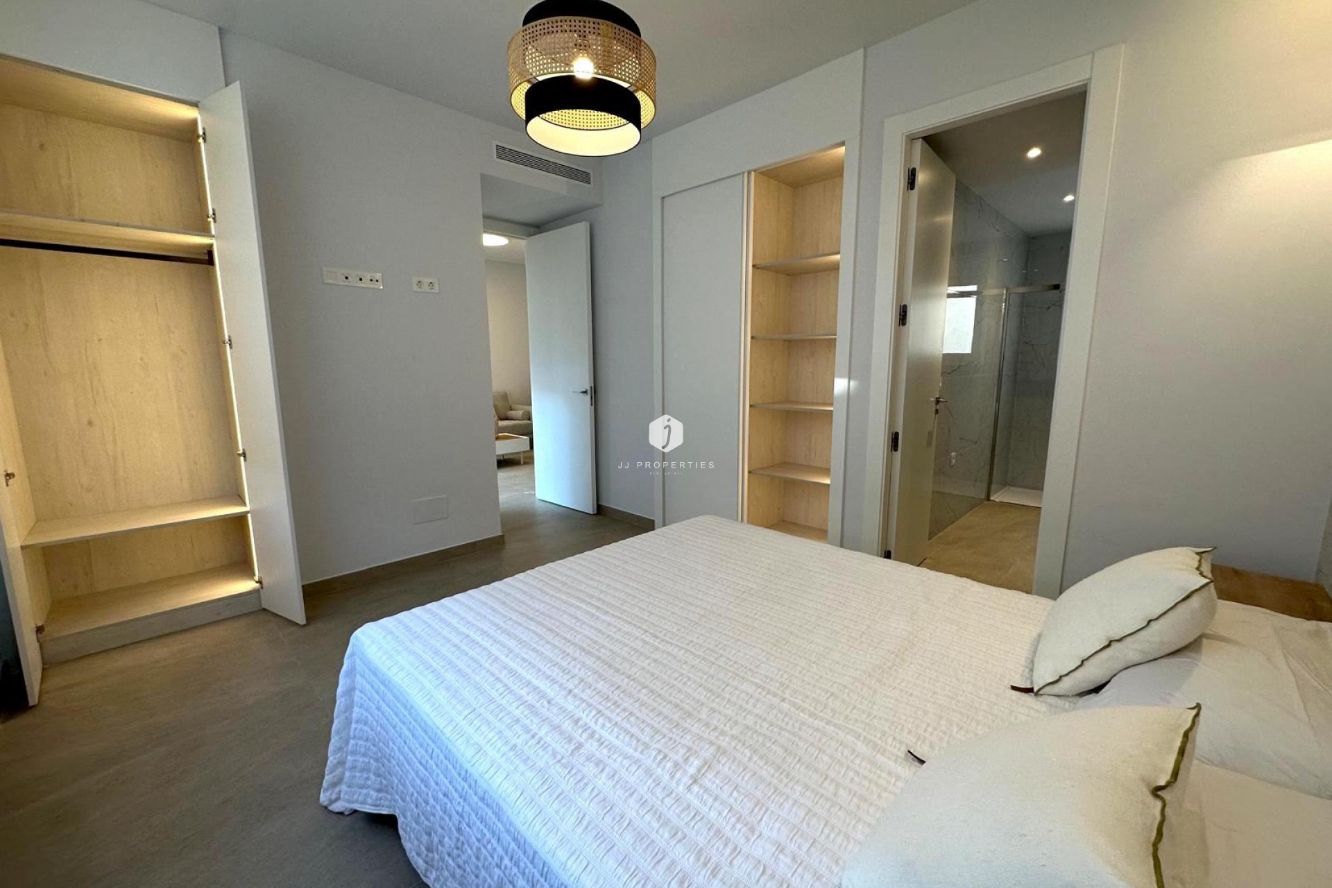 Resale - Apartment / flat -
Torrevieja - Playa del Cura