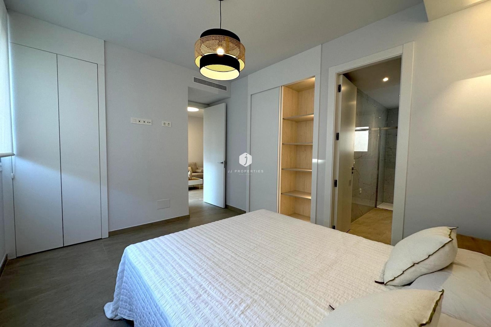 Resale - Apartment / flat -
Torrevieja - Playa del Cura