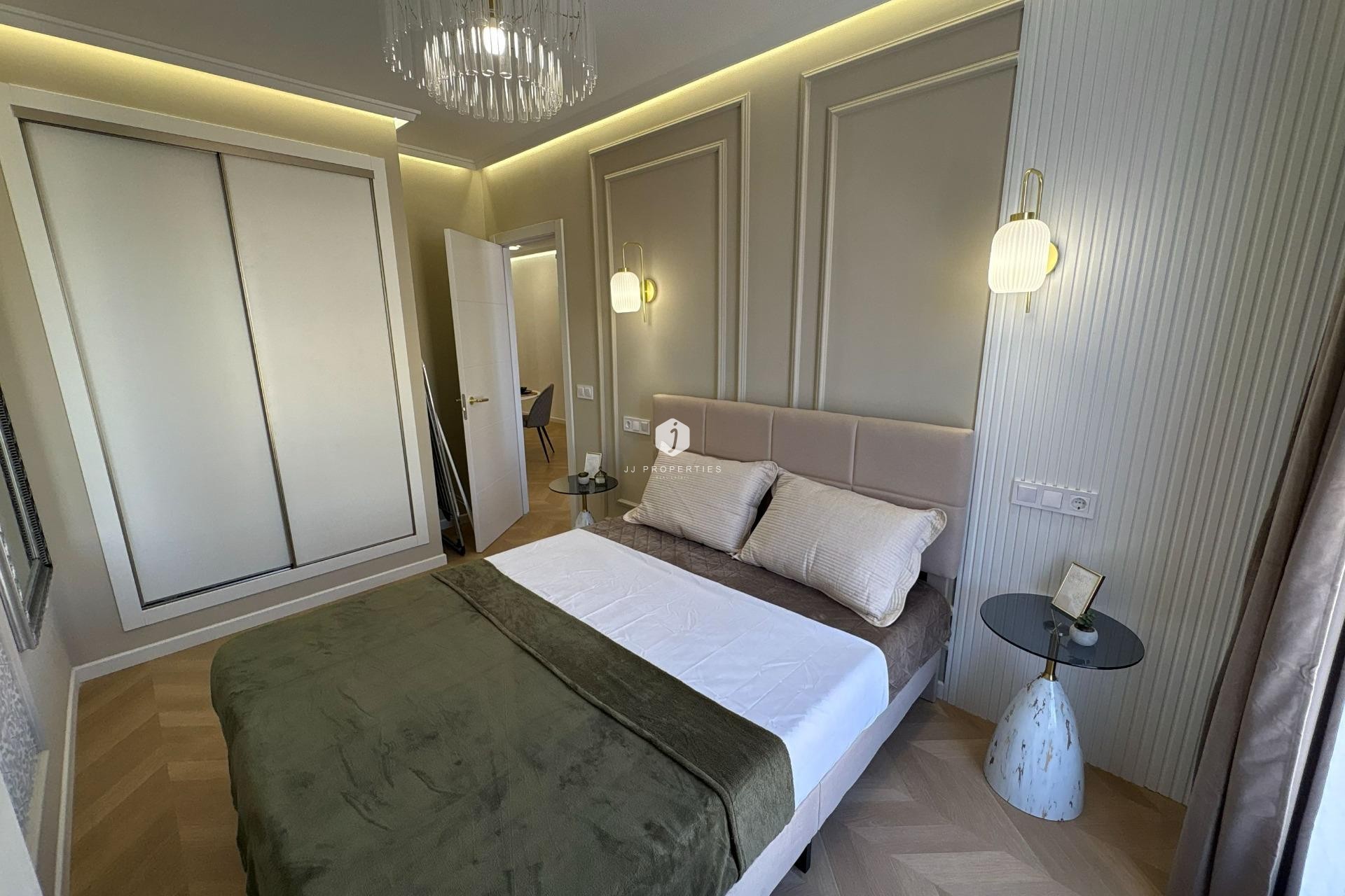 Resale - Apartment / flat -
Torrevieja - Playa del Cura