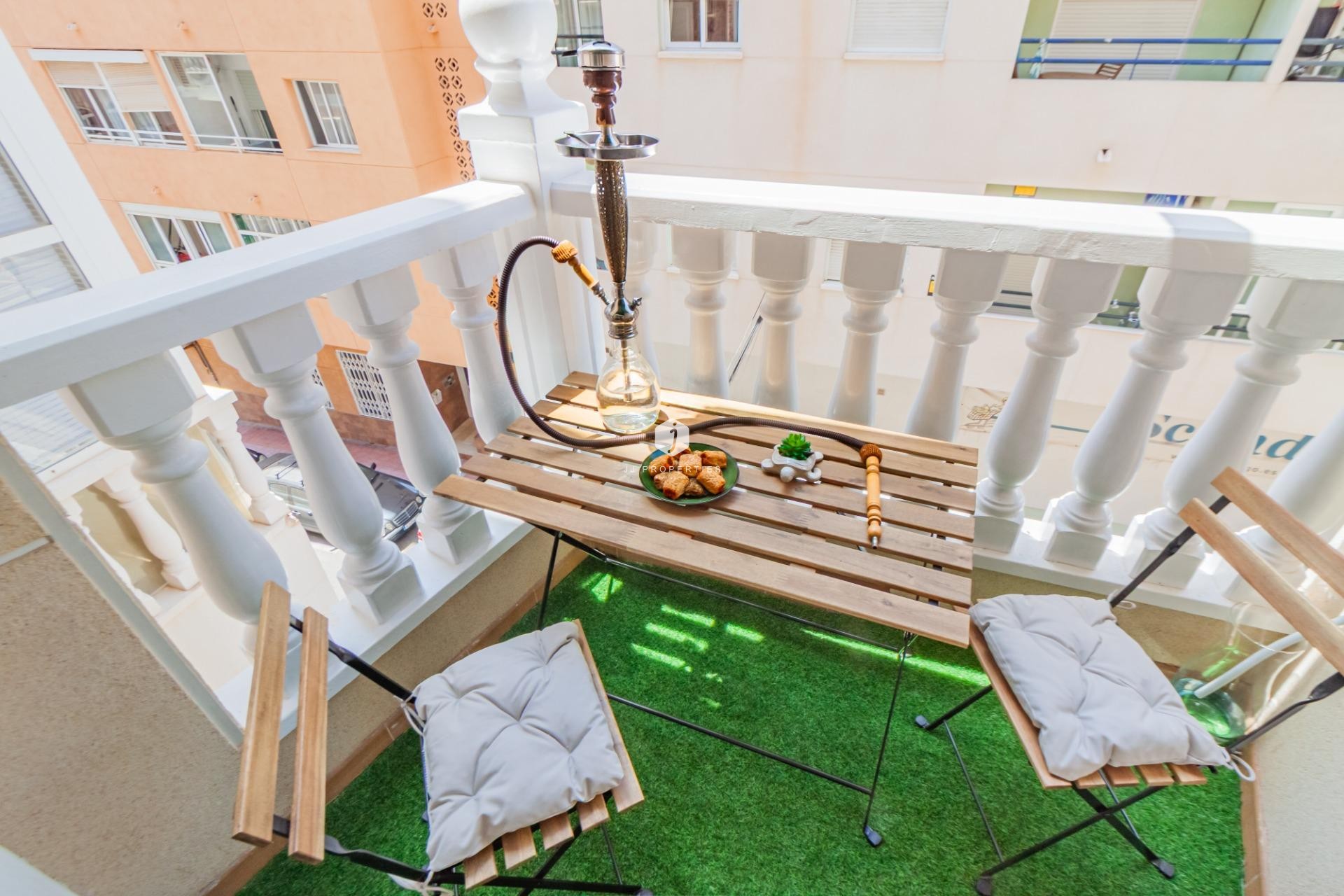 Resale - Apartment / flat -
Torrevieja - Playa del Cura