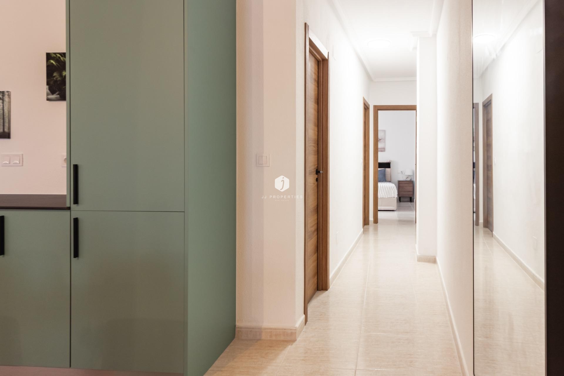 Resale - Apartment / flat -
Torrevieja - Playa del Cura