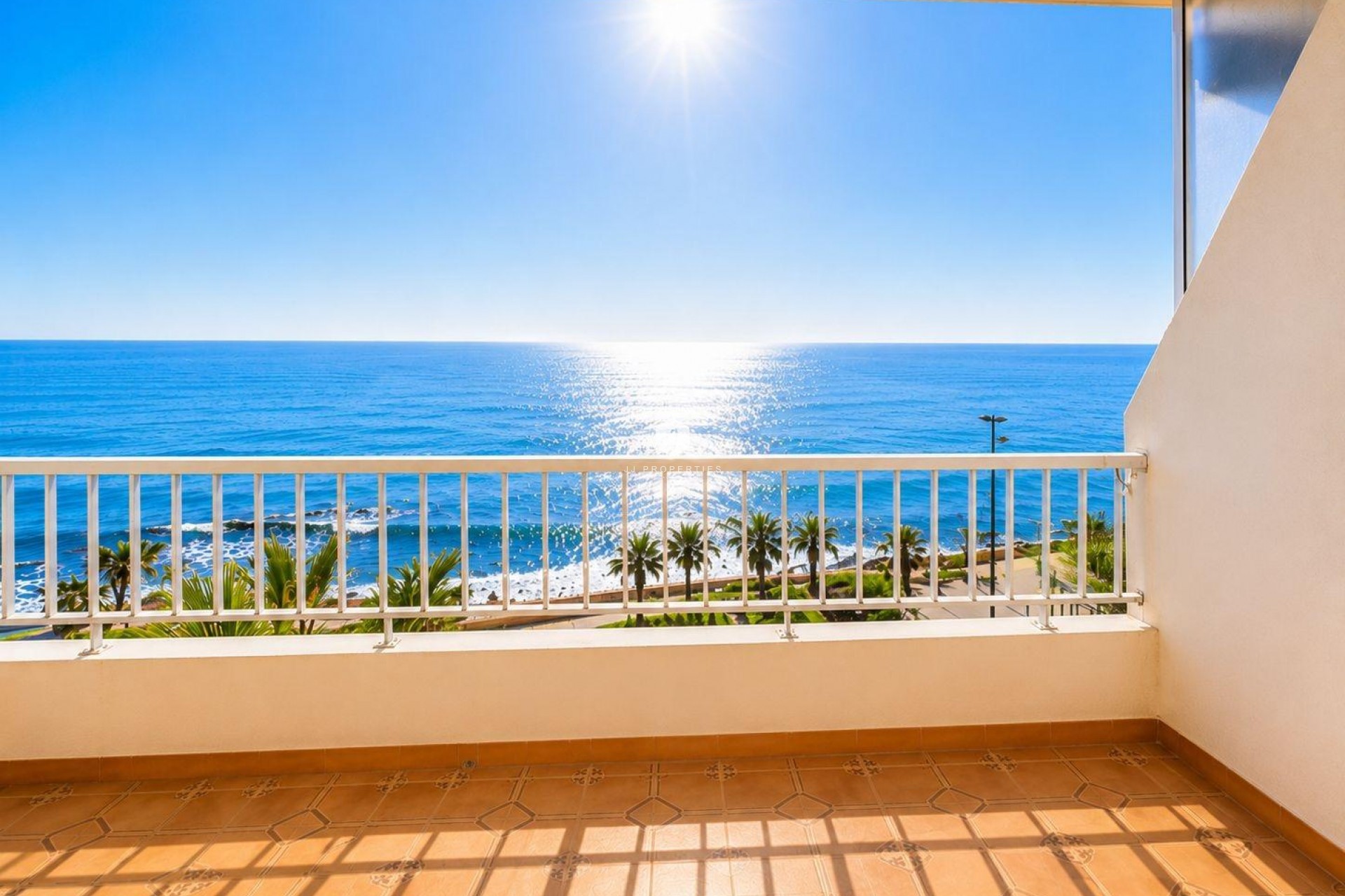 Resale - Apartment / flat -
Torrevieja - Playa del Cura