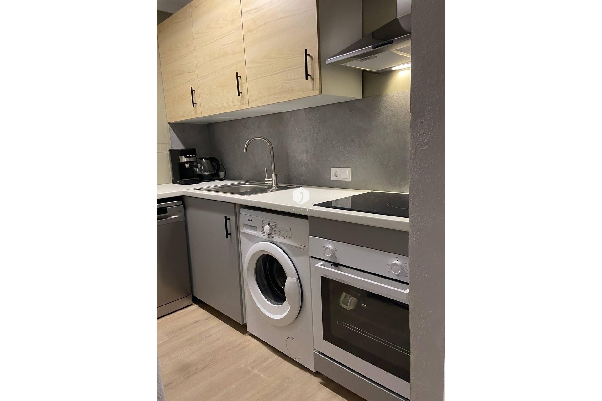 Resale - Apartment / flat -
Torrevieja - Playa del Cura