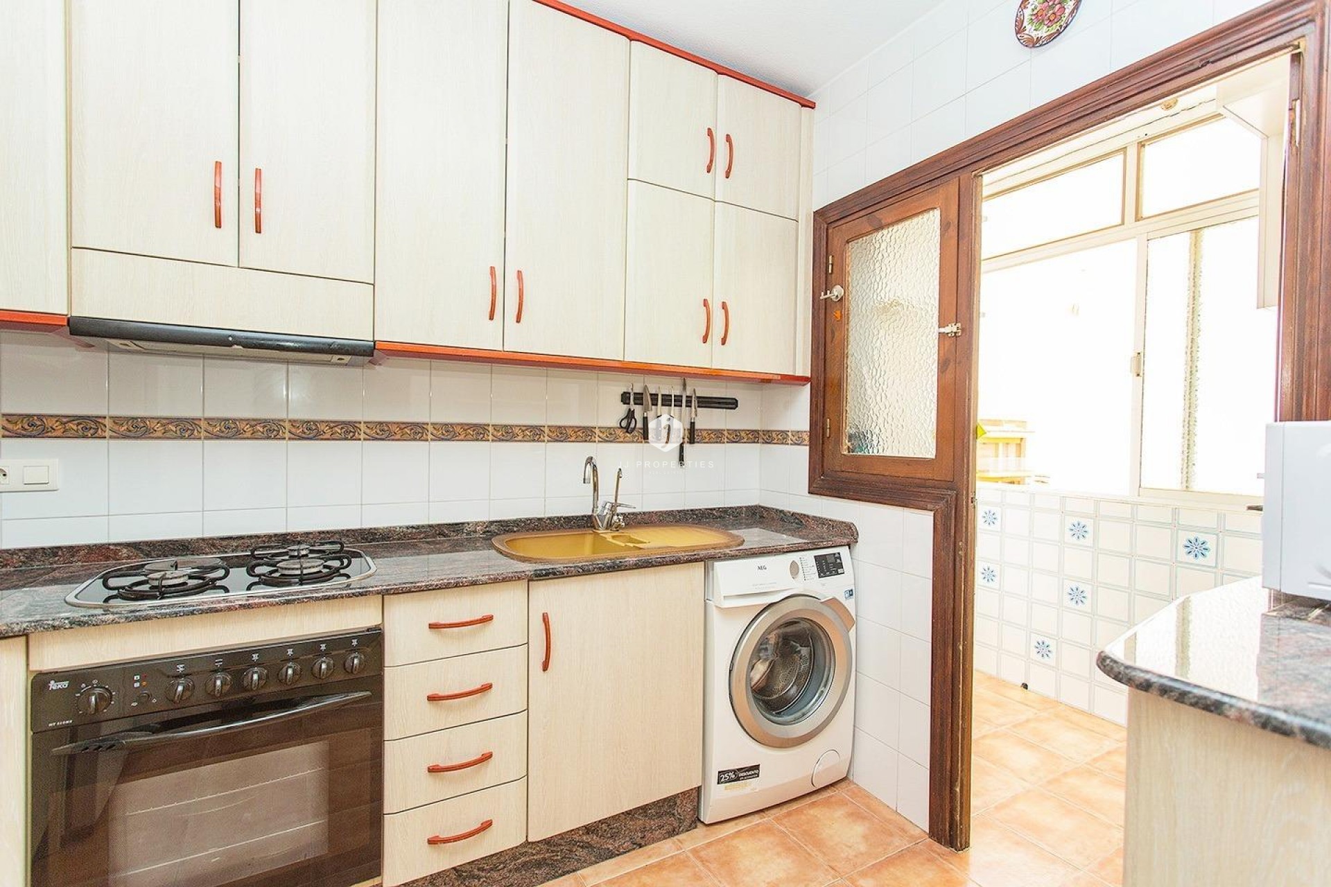 Resale - Apartment / flat -
Torrevieja - Playa del Cura