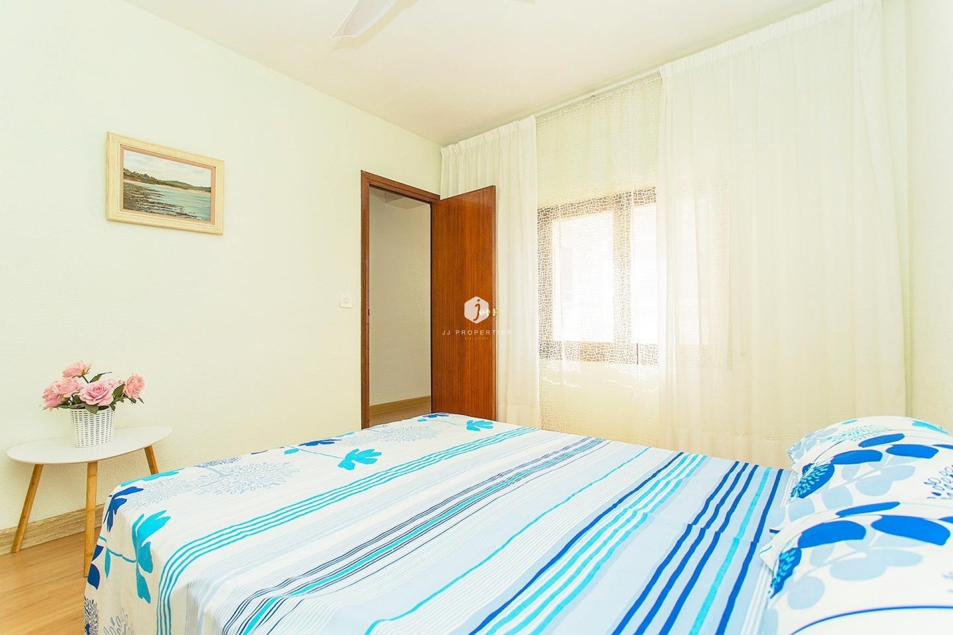 Resale - Apartment / flat -
Torrevieja - Playa del Cura