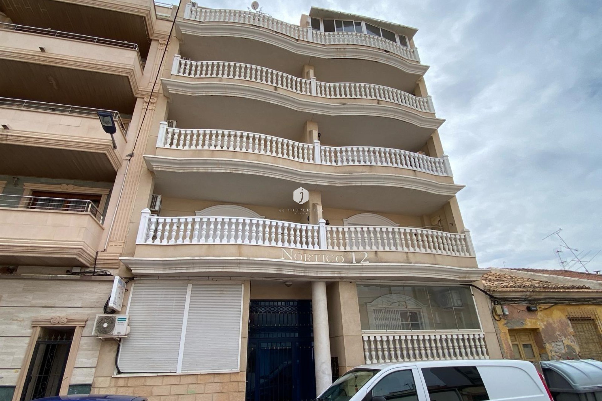 Resale - Apartment / flat -
Torrevieja - Playa del Cura
