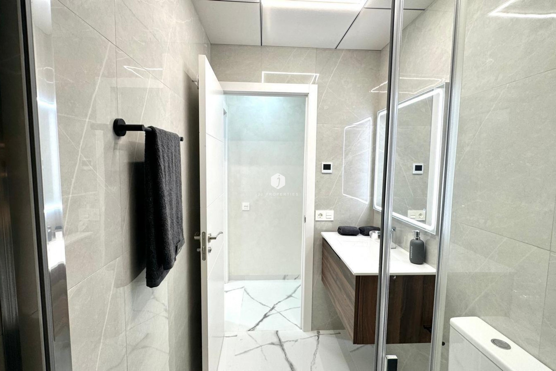 Resale - Apartment / flat -
Torrevieja - Playa del Cura