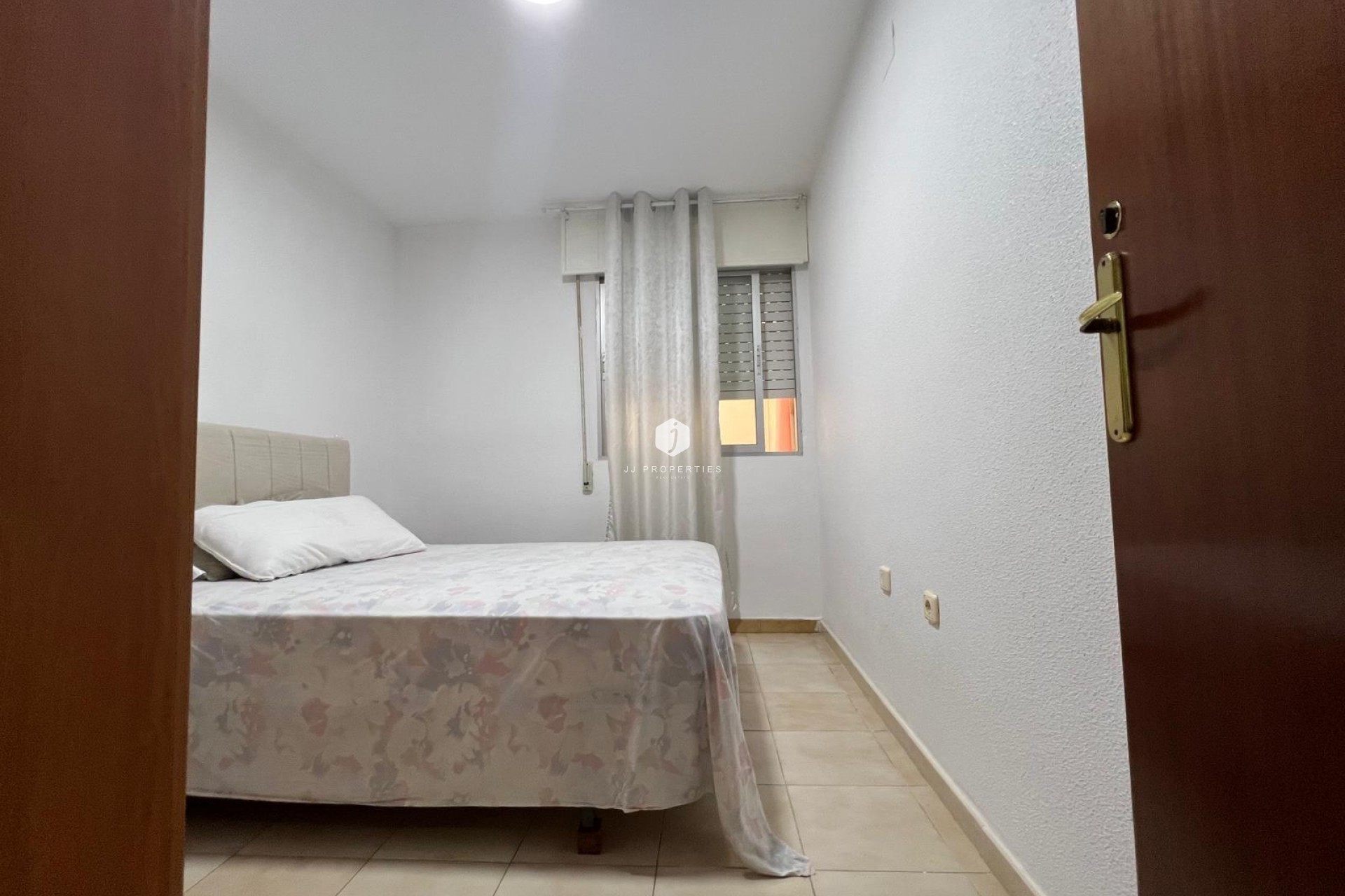 Resale - Apartment / flat -
Torrevieja - Playa del Cura