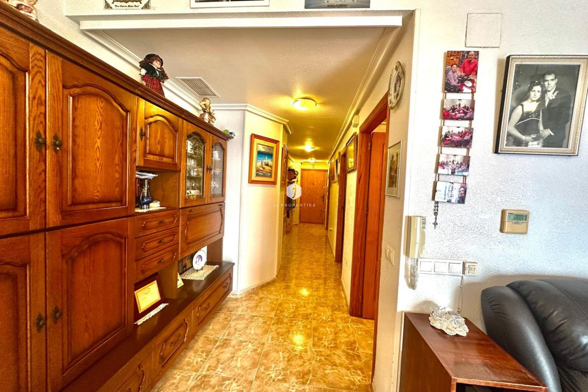 Resale - Apartment / flat -
Torrevieja - Playa del Cura