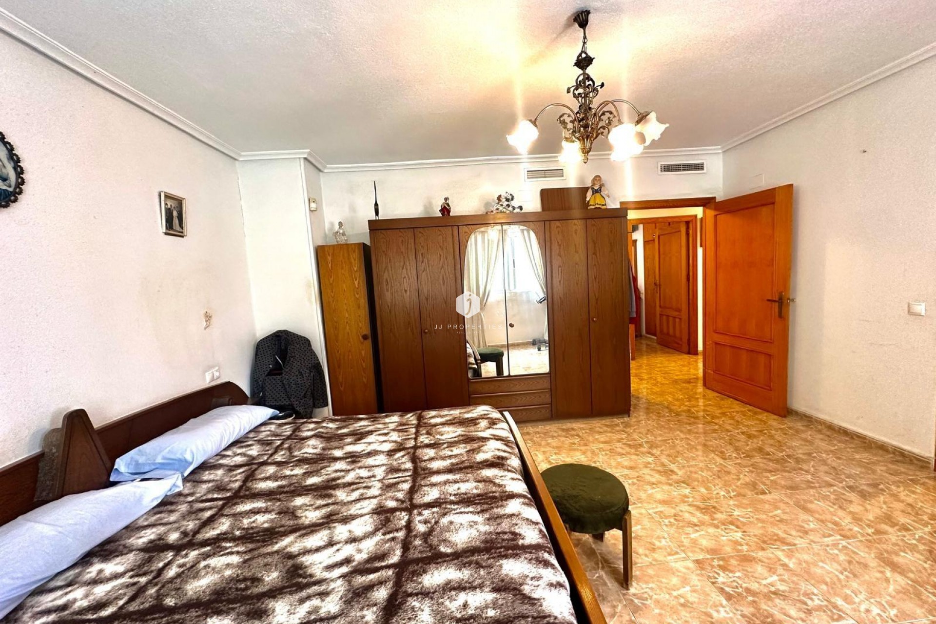 Resale - Apartment / flat -
Torrevieja - Playa del Cura