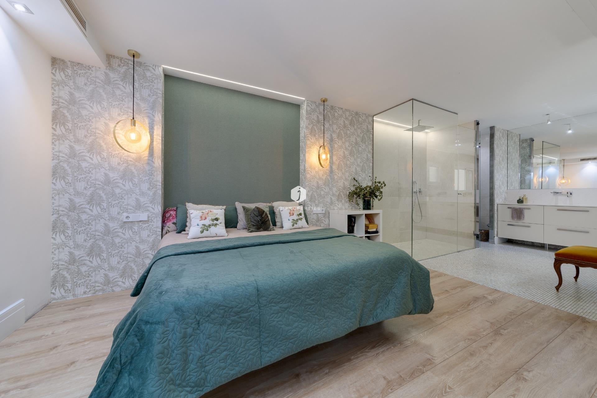 Resale - Apartment / flat -
Torrevieja - Playa del Cura