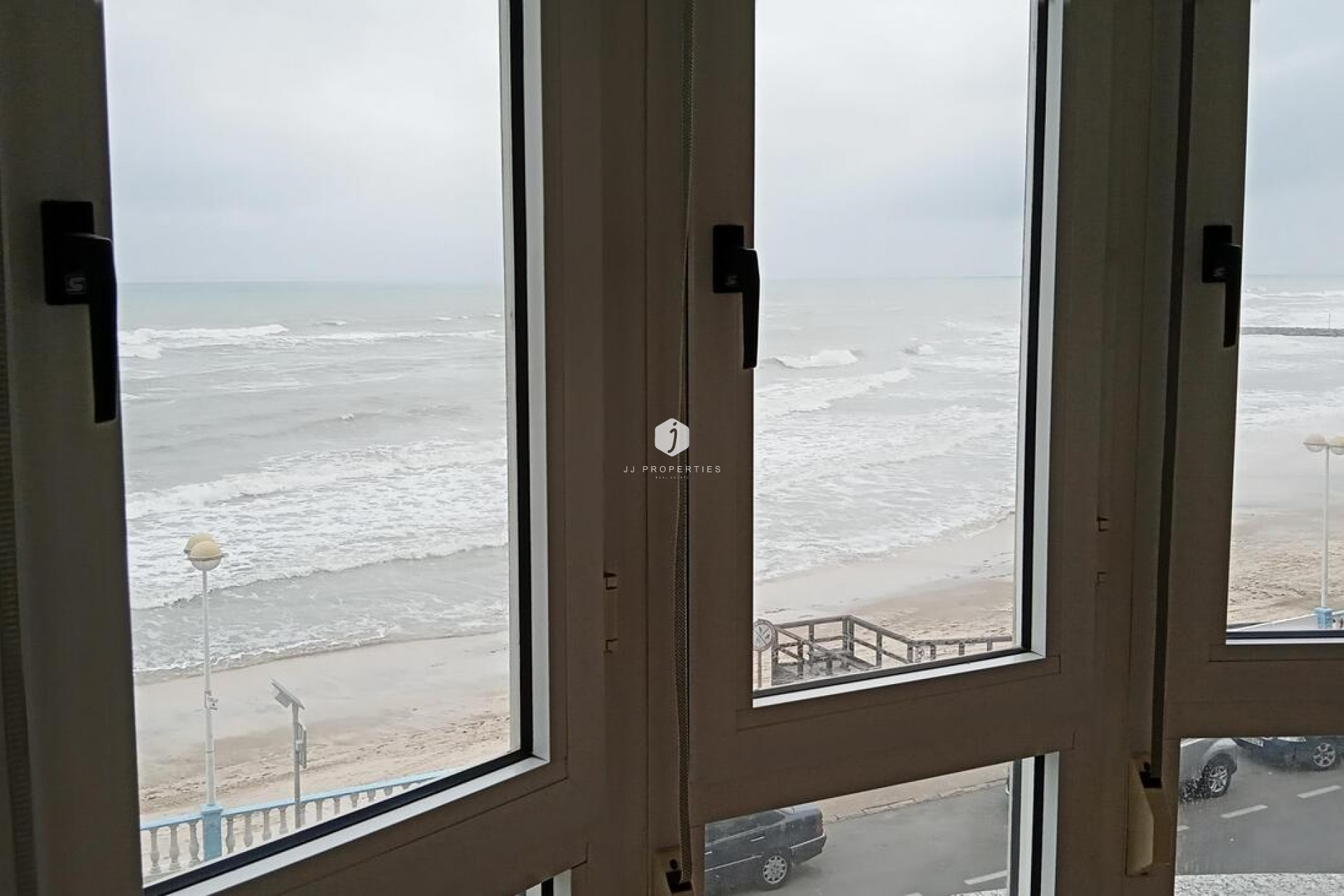 Resale - Apartment / flat -
Torrevieja - PLAYA LOS LOCOS