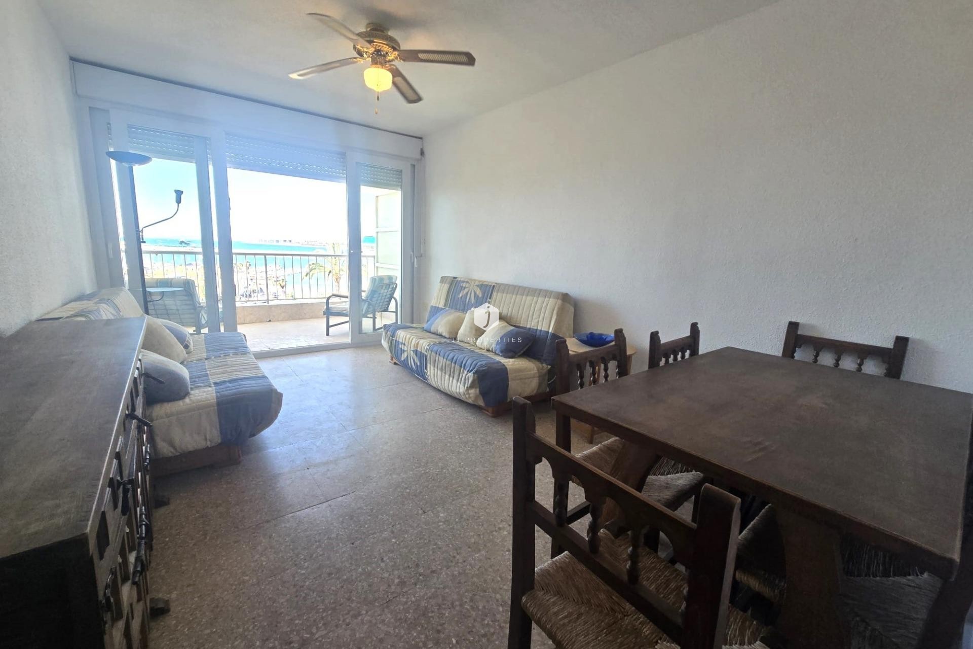 Resale - Apartment / flat -
Torrevieja - Puerto Deportivo Marina Salinas