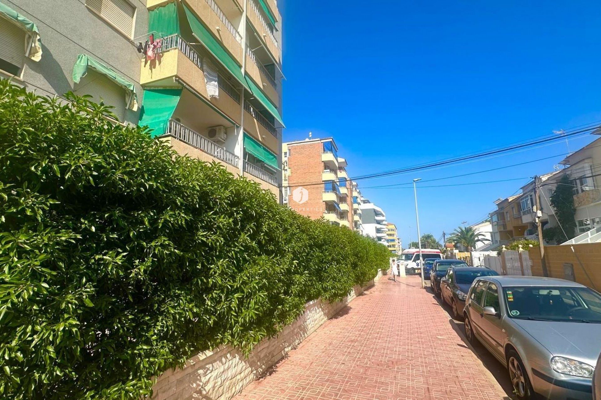 Resale - Apartment / flat -
Torrevieja - Punta prima