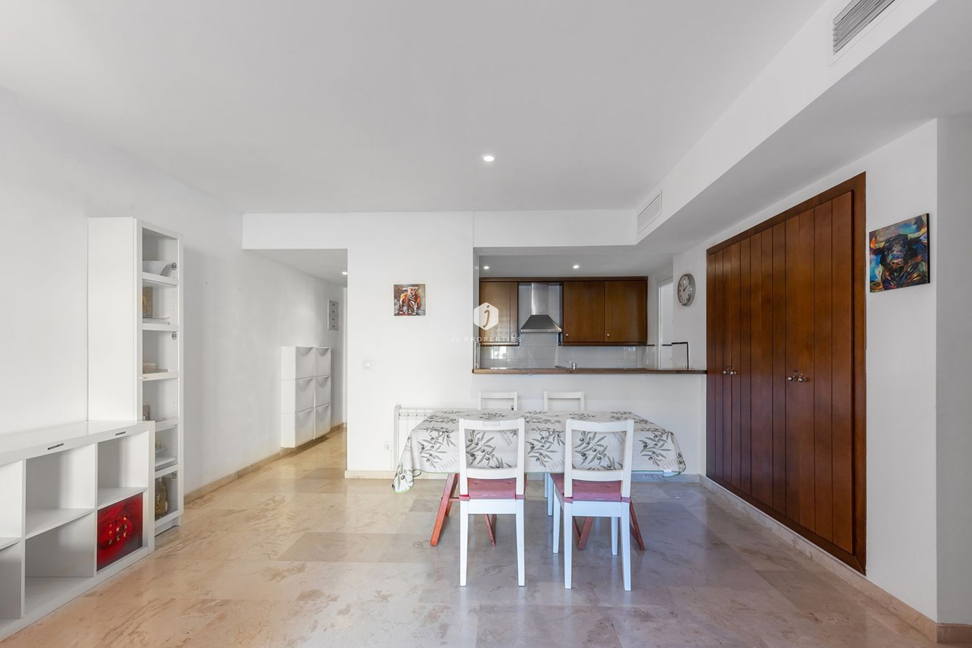 Resale - Apartment / flat -
Torrevieja - Punta prima