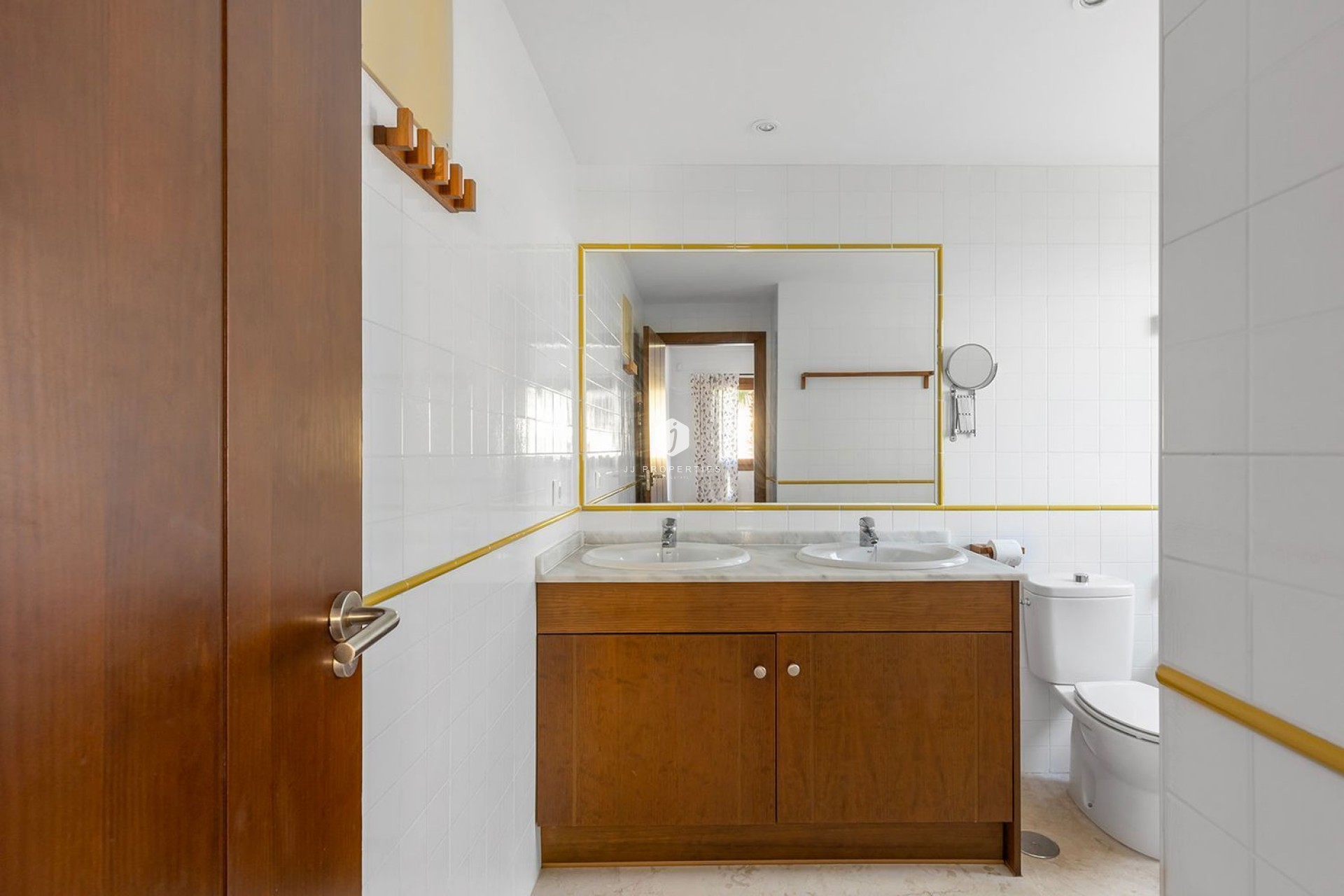 Resale - Apartment / flat -
Torrevieja - Punta prima