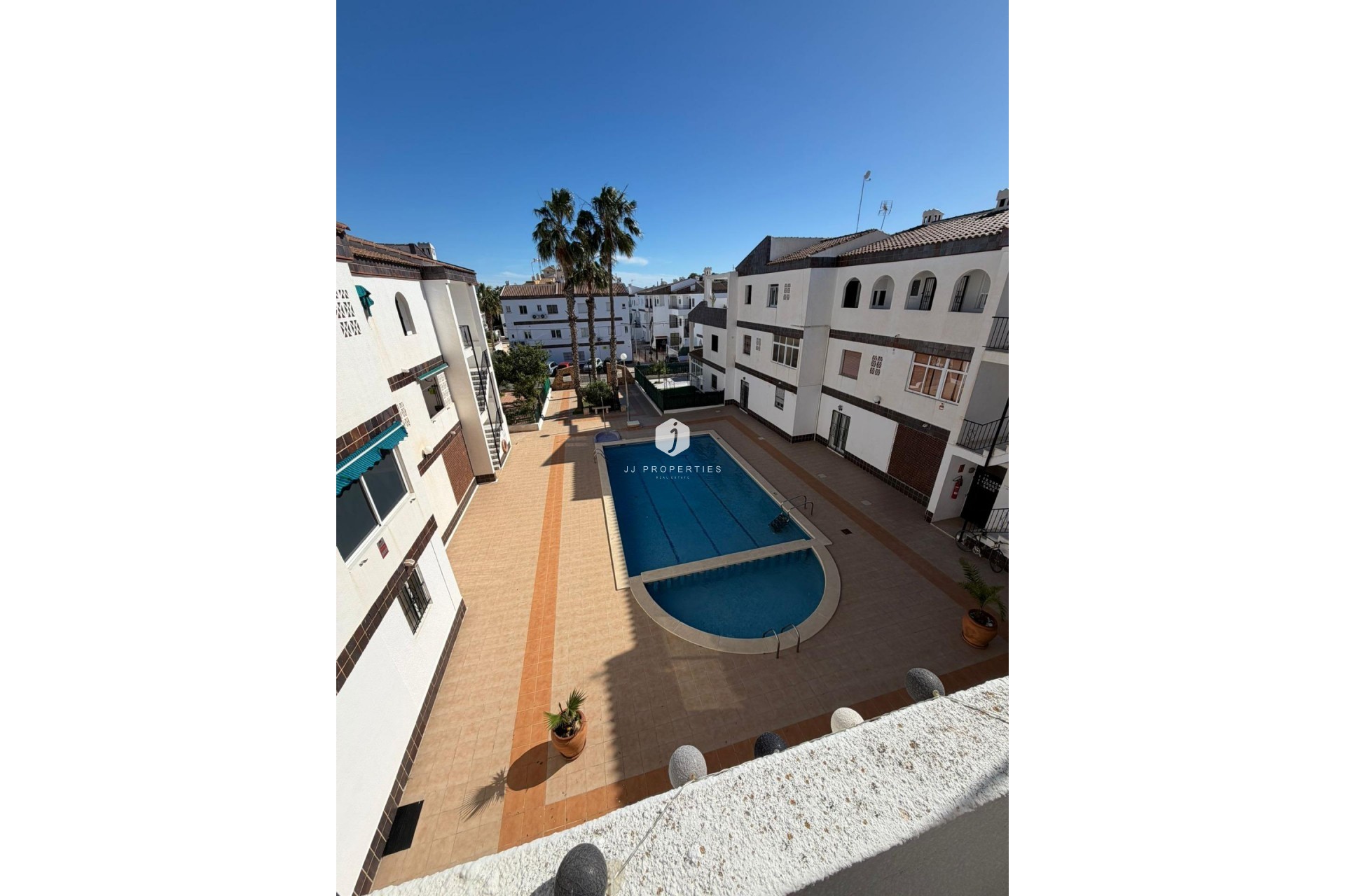Resale - Apartment / flat -
Torrevieja - Punta prima