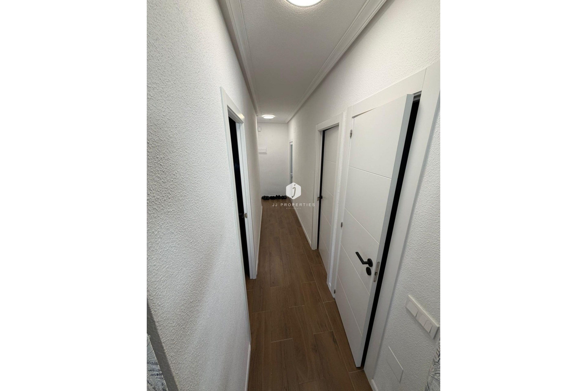 Resale - Apartment / flat -
Torrevieja - Punta prima