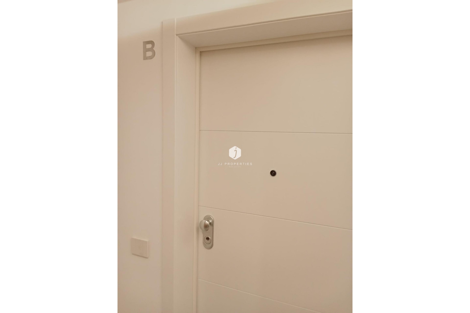 Resale - Apartment / flat -
Torrevieja - Punta prima
