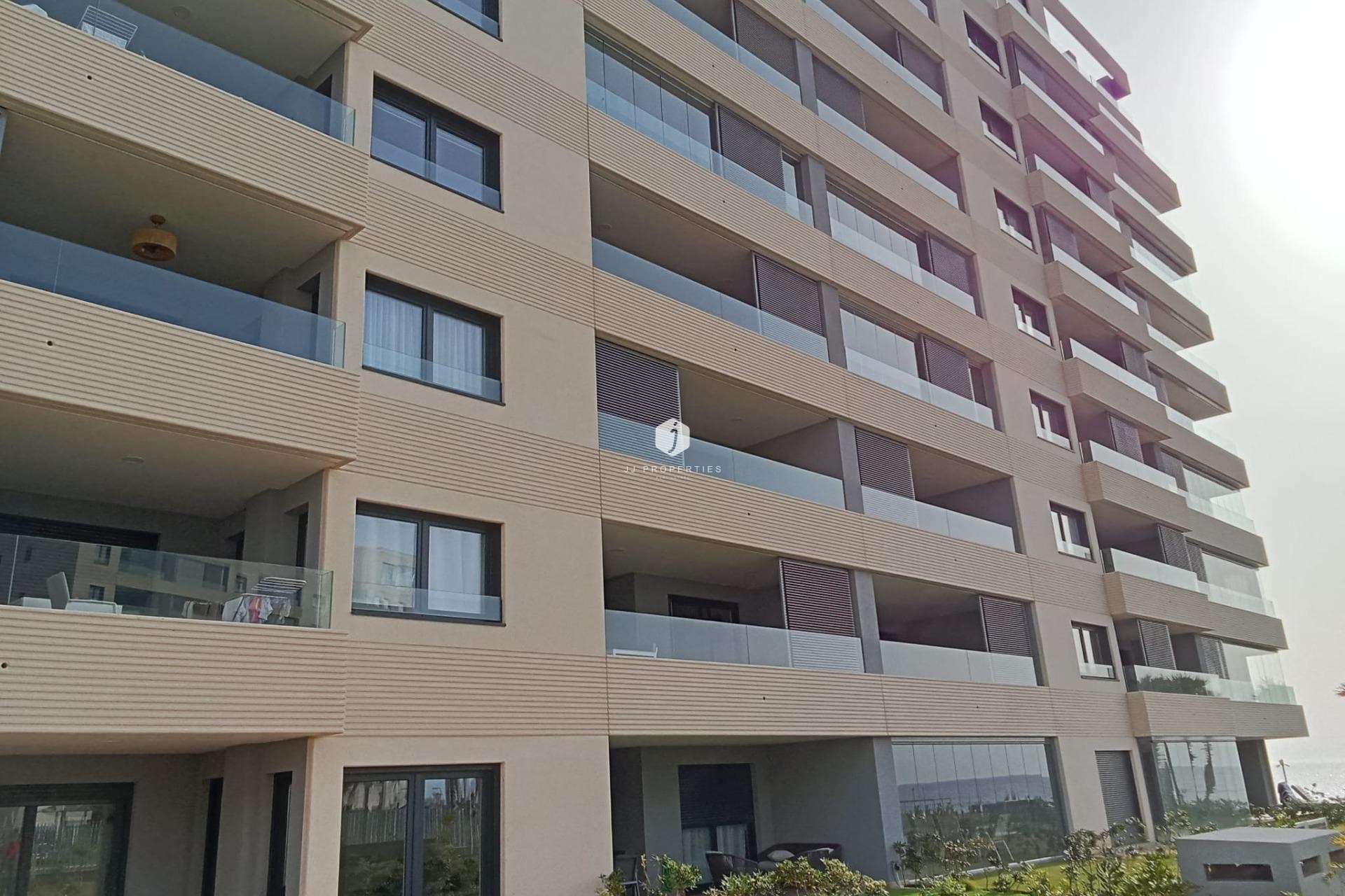 Resale - Apartment / flat -
Torrevieja - Punta prima