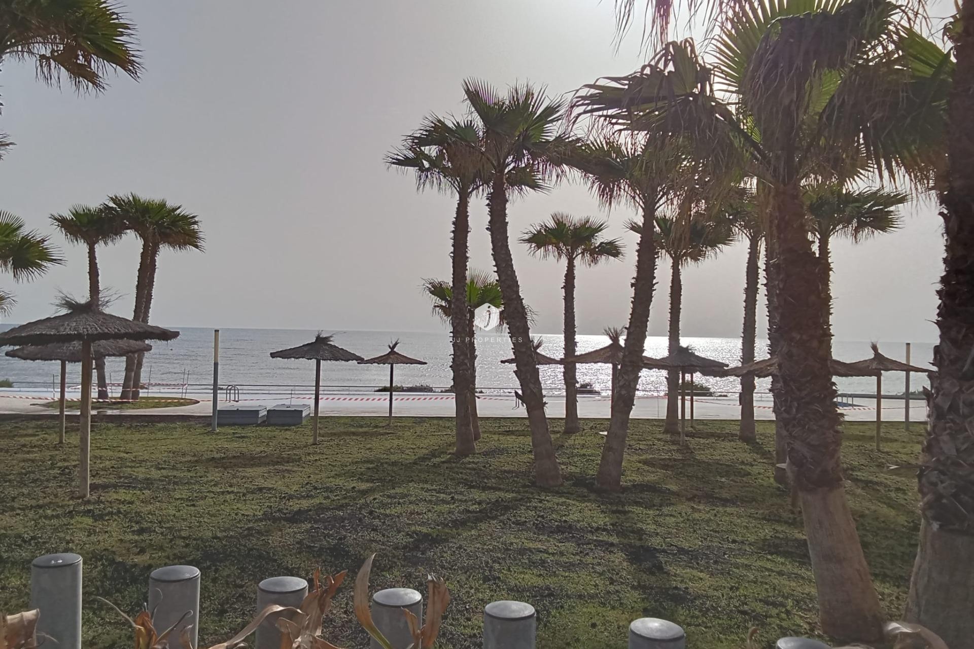 Resale - Apartment / flat -
Torrevieja - Punta prima
