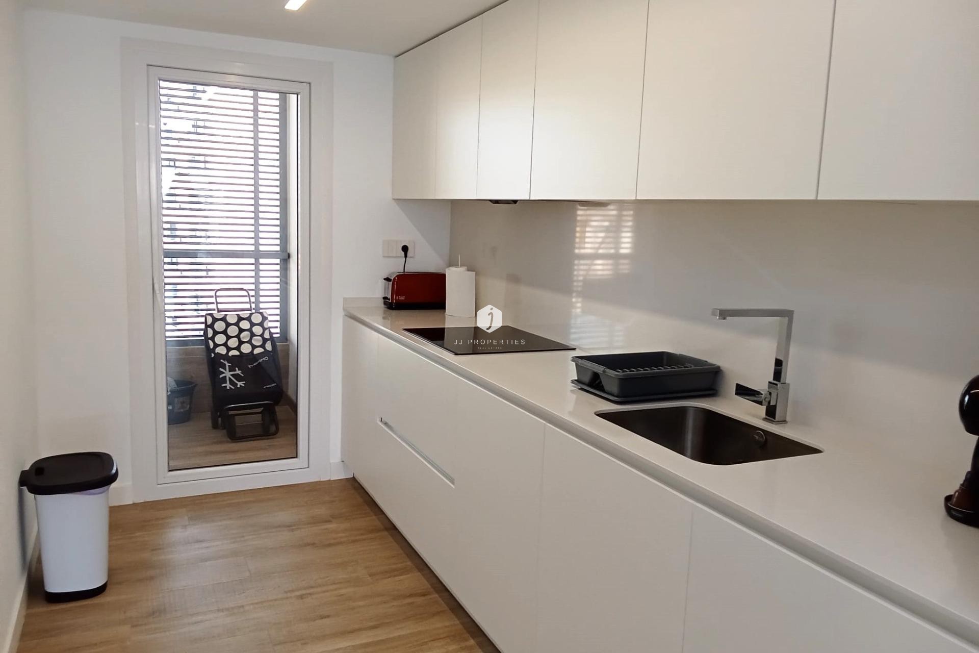 Resale - Apartment / flat -
Torrevieja - Punta prima