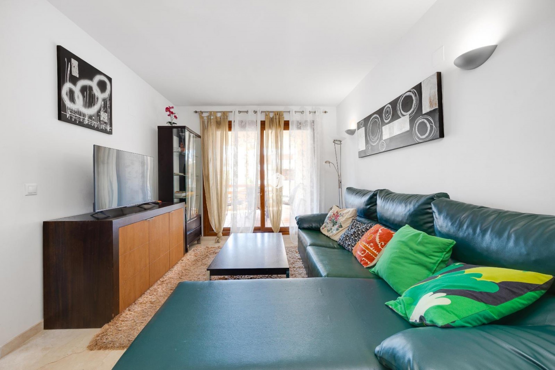 Resale - Apartment / flat -
Torrevieja - Punta prima