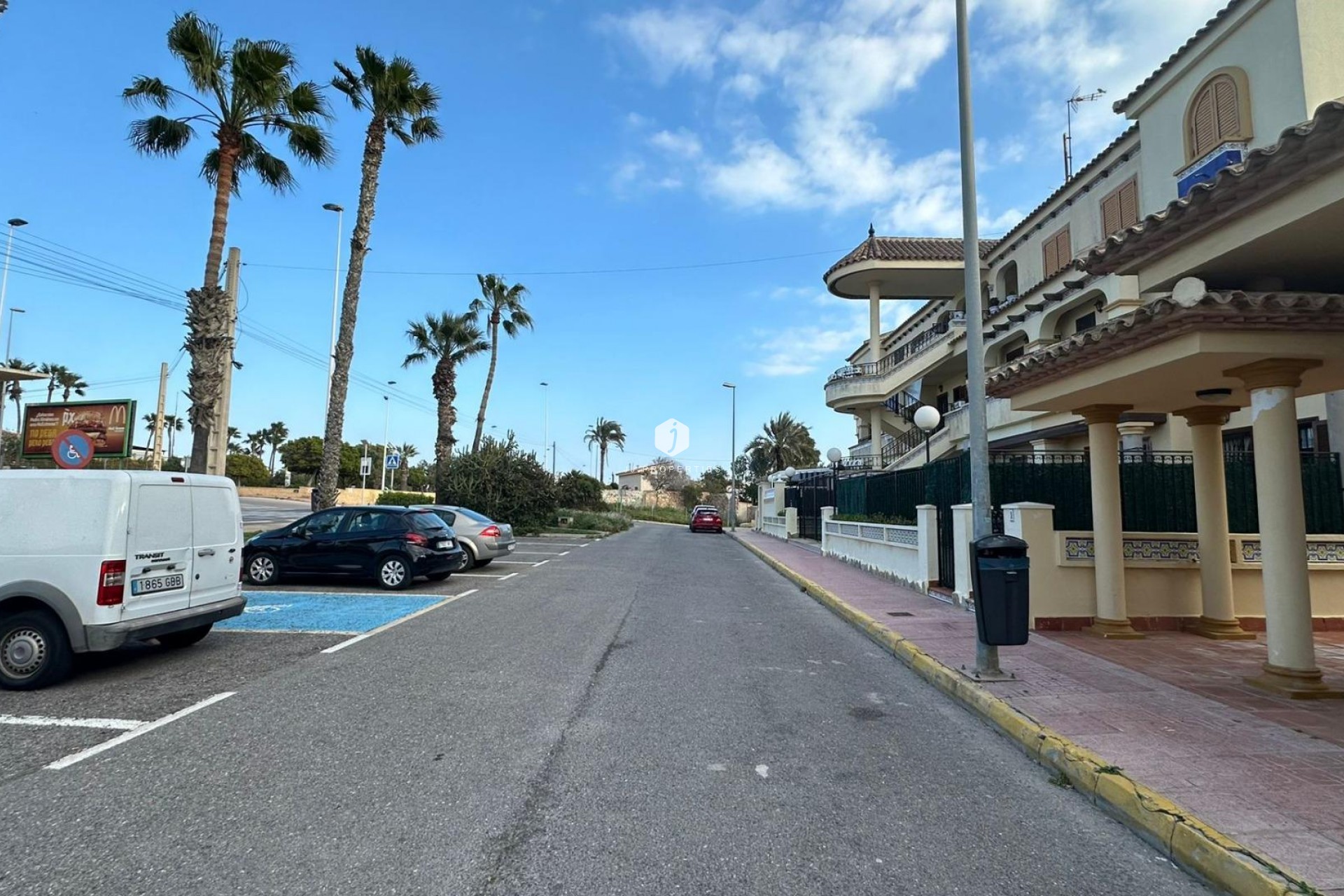 Resale - Apartment / flat -
Torrevieja - Sector 25