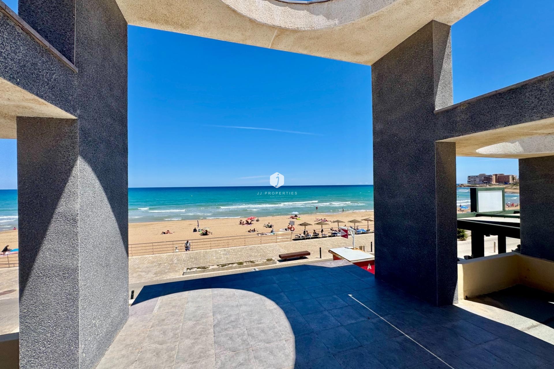 Resale - Apartment / flat -
Torrevieja - Torre la mata