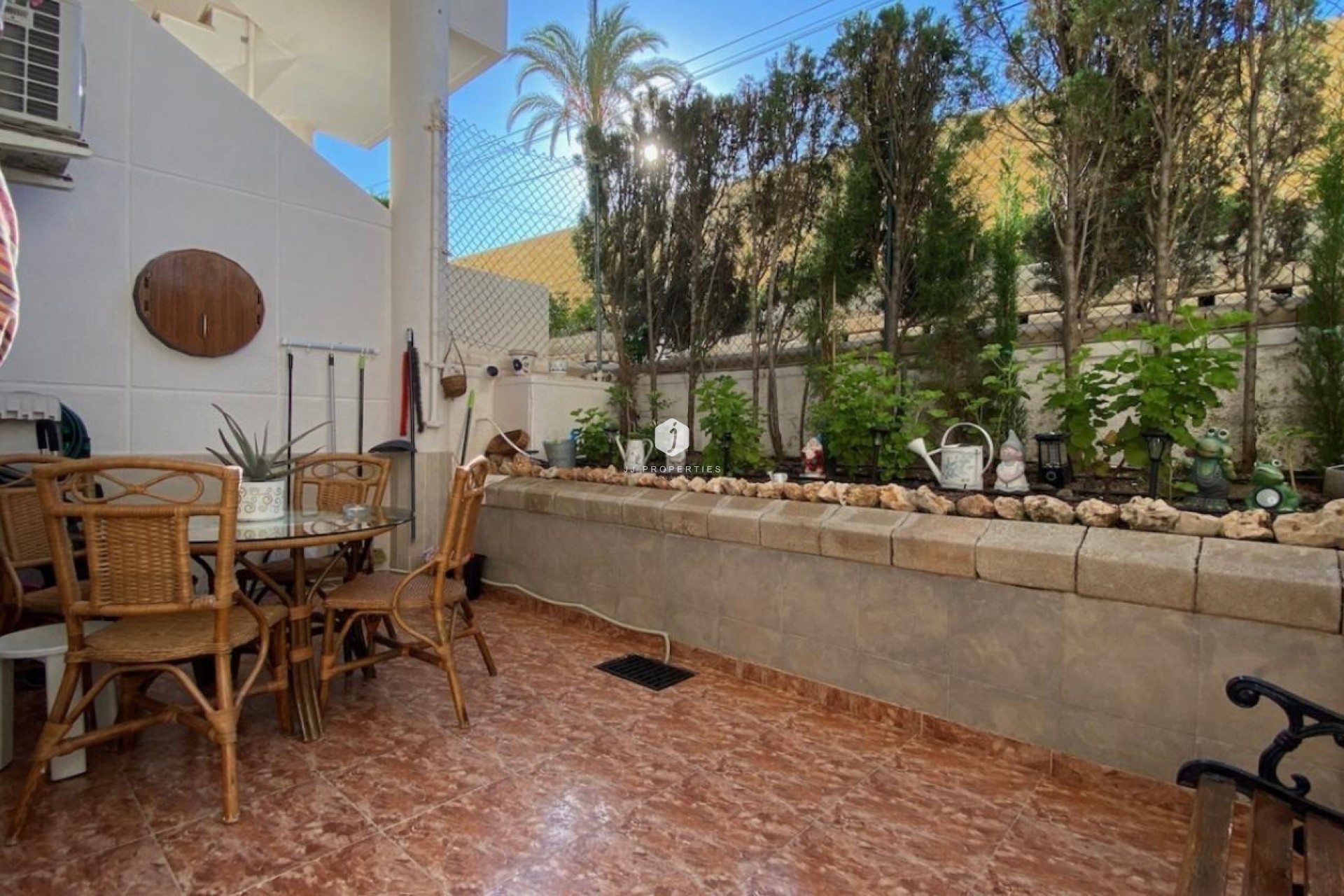 Resale - Apartment / flat -
Torrevieja - Torre la mata