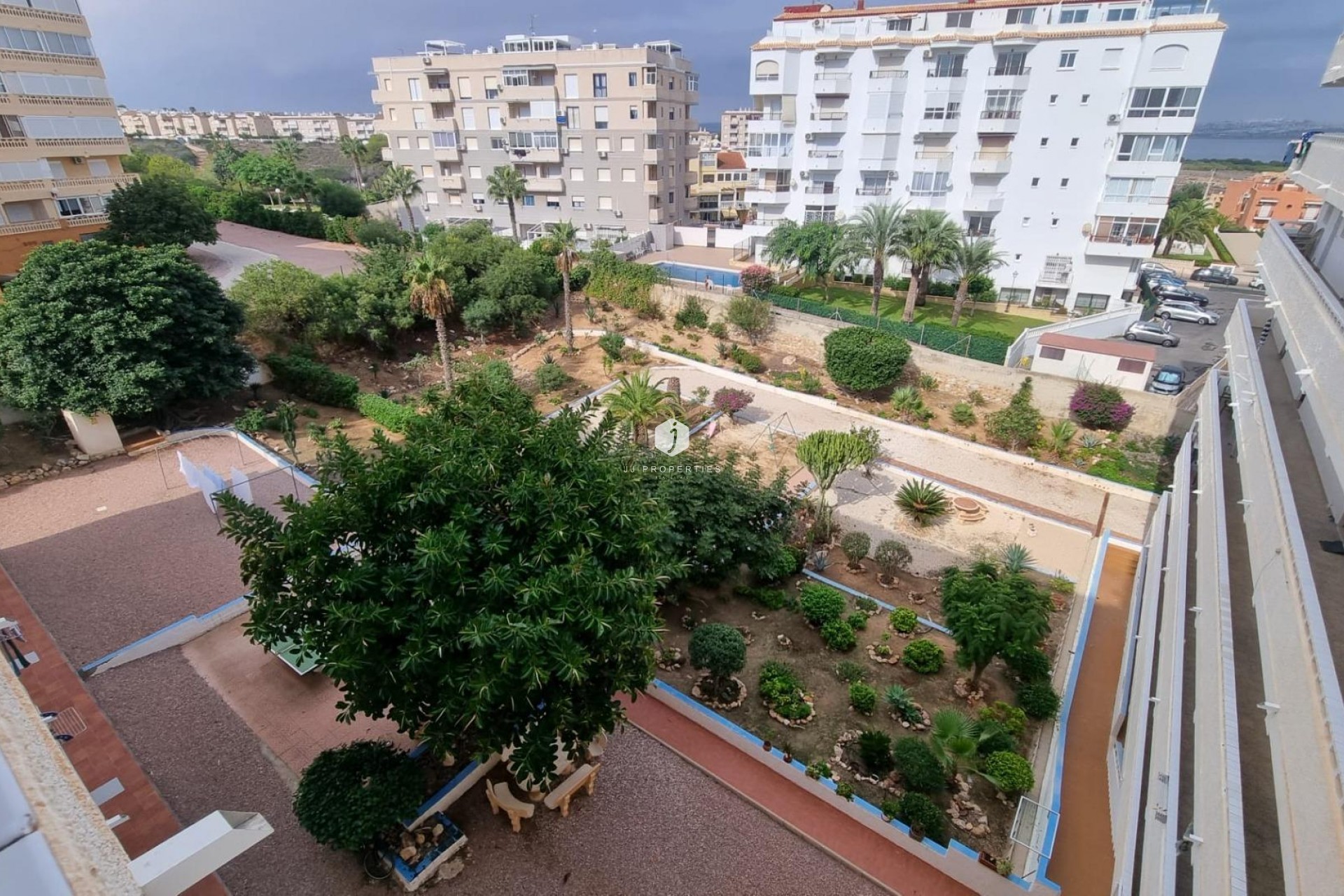 Resale - Apartment / flat -
Torrevieja - Torreblanca