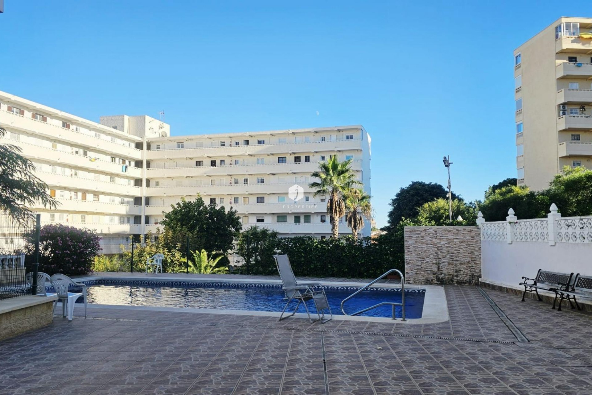 Resale - Apartment / flat -
Torrevieja - Torreblanca