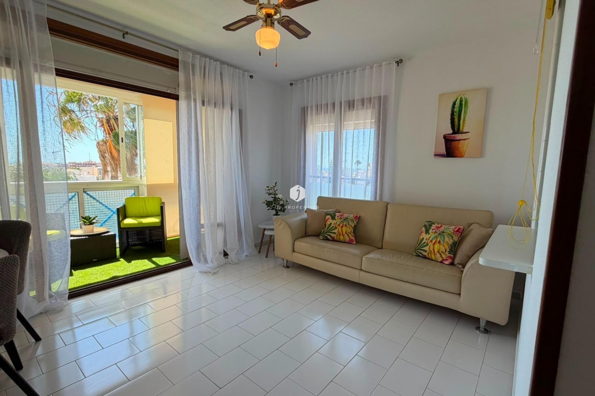 Resale - Apartment / flat -
Torrevieja - Torreblanca