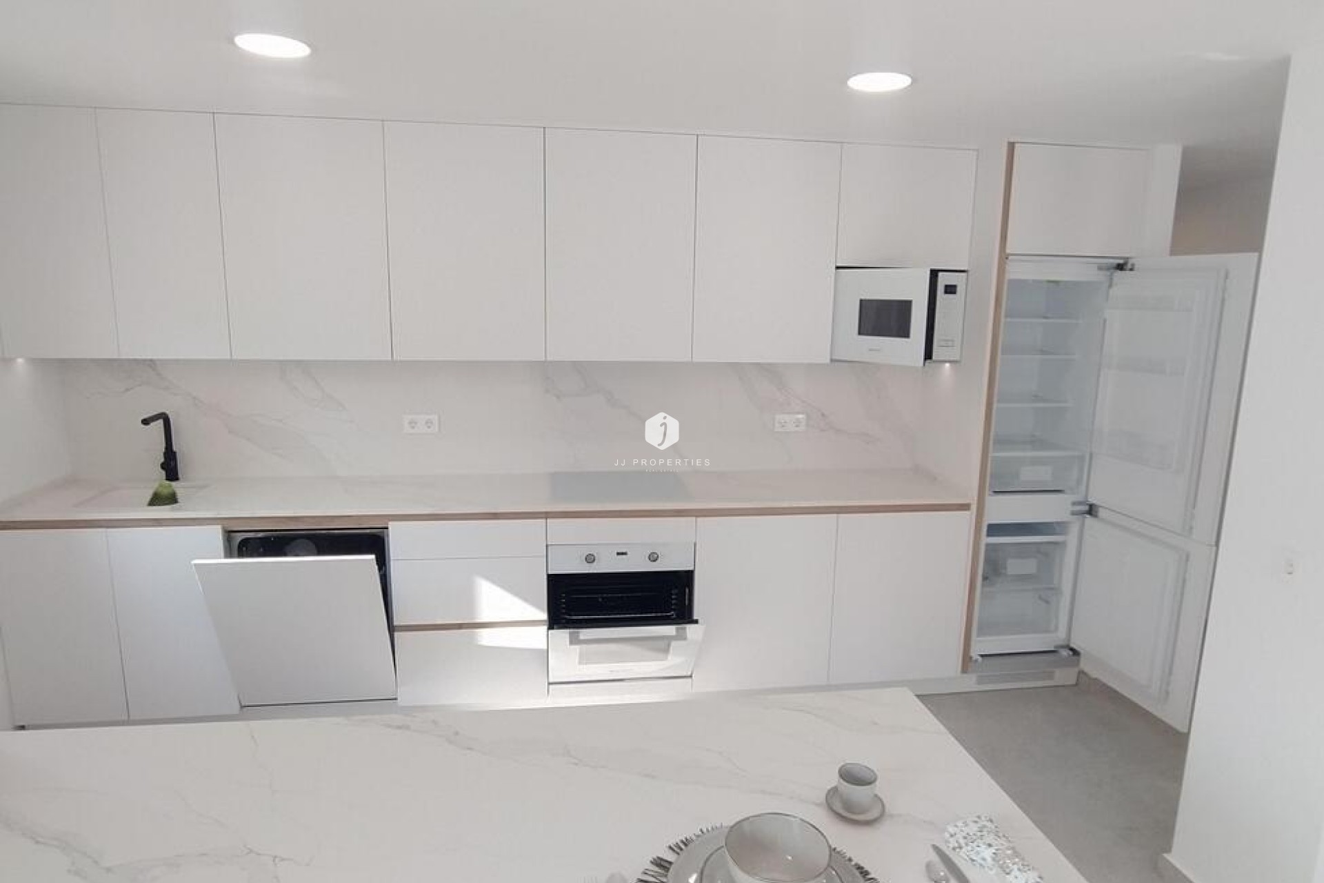 Resale - Apartment / flat -
Torrevieja - Torreblanca