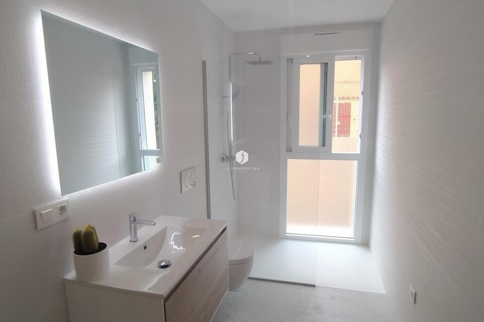 Resale - Apartment / flat -
Torrevieja - Torreblanca