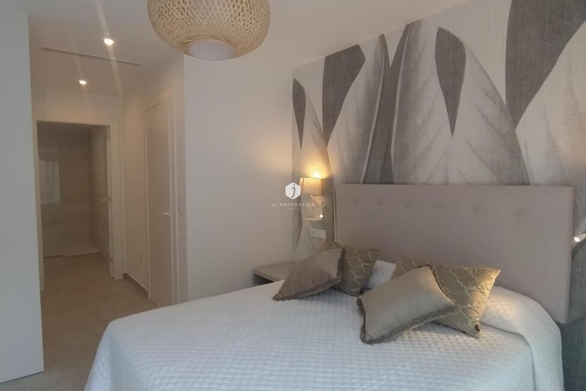 Resale - Apartment / flat -
Torrevieja - Torreblanca