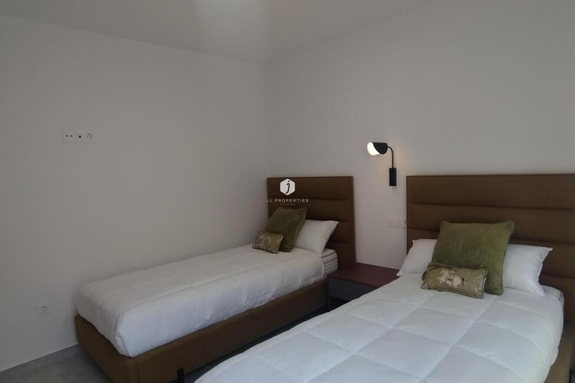 Resale - Apartment / flat -
Torrevieja - Torreblanca