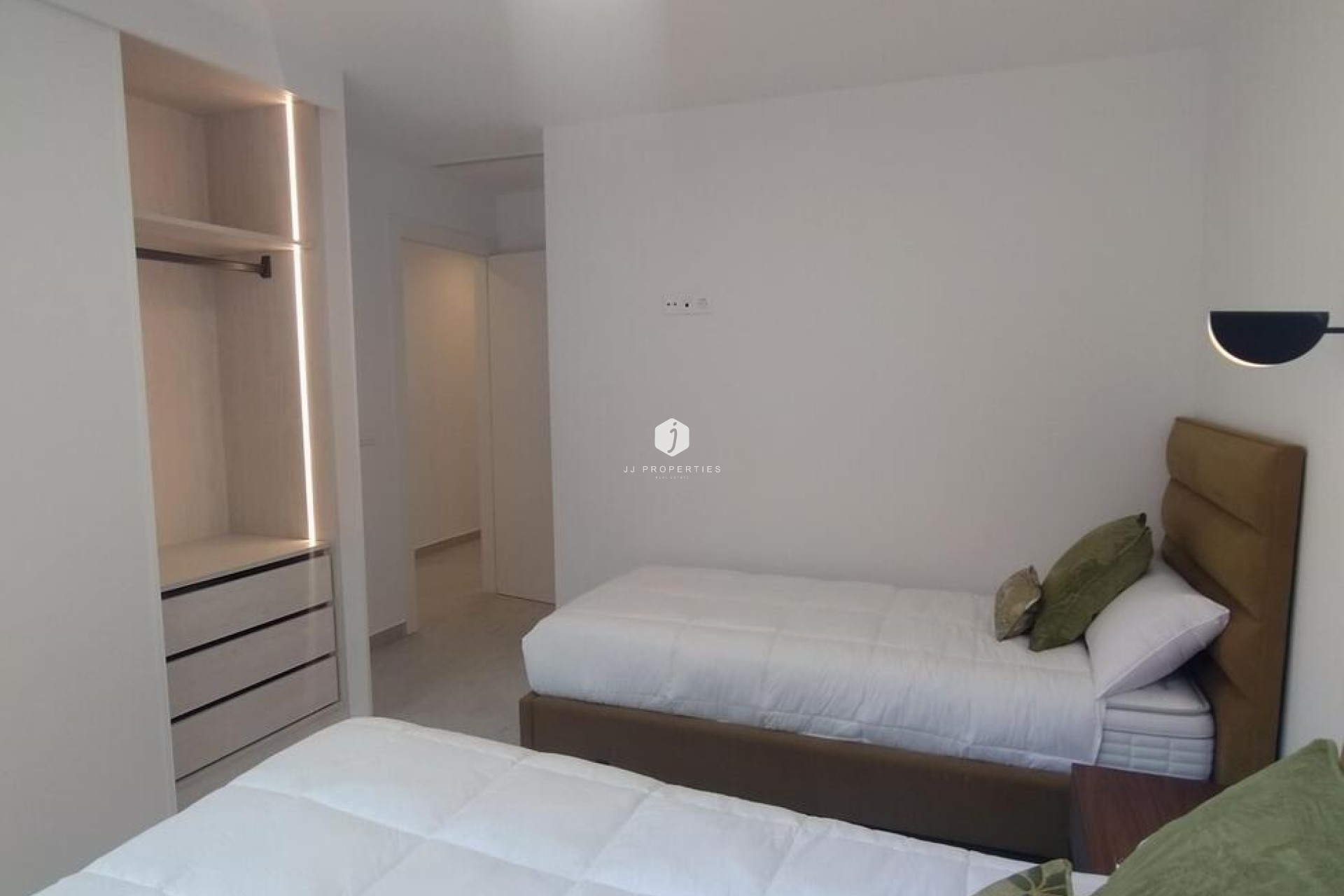 Resale - Apartment / flat -
Torrevieja - Torreblanca